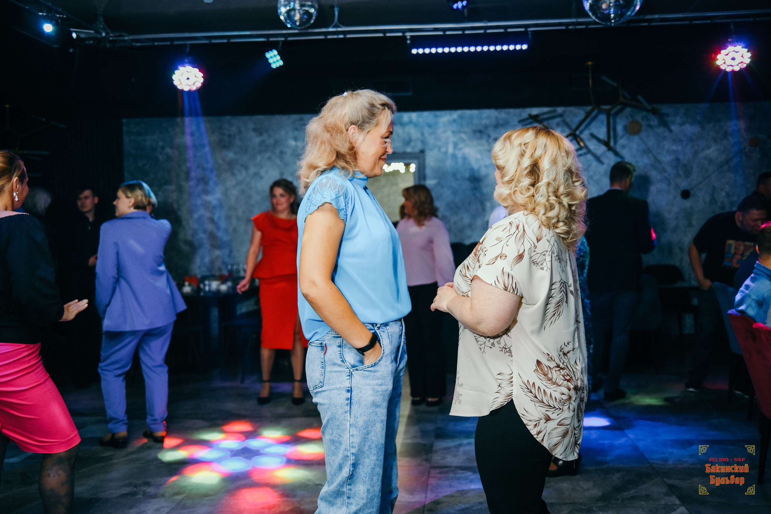 Бакинский Бульвар 26 августа 2023. Свадебный и репортажной фотограф Денис Ожигин в Краснодаре и Краснодарском крае