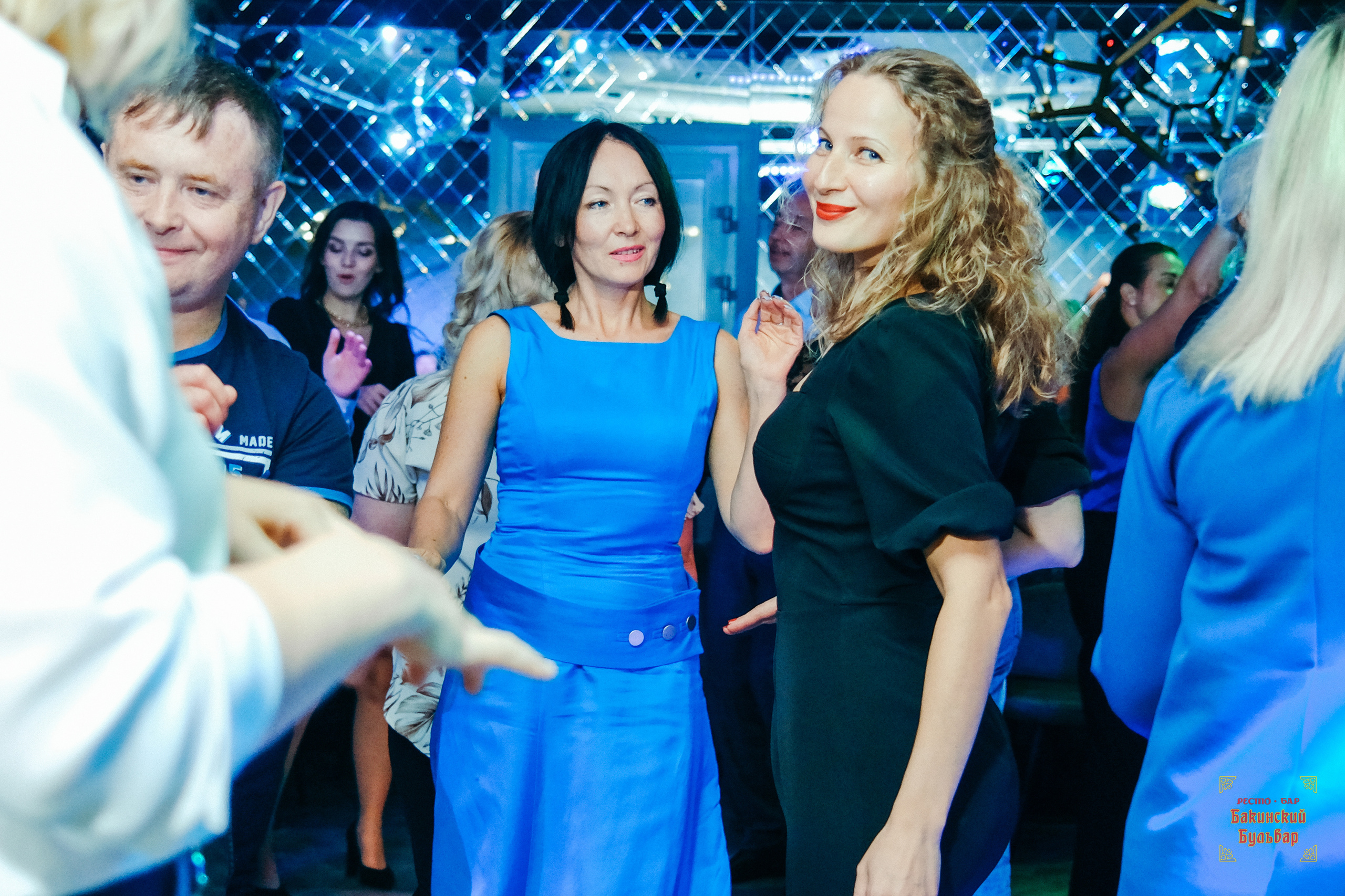 Бакинский Бульвар 26 августа 2023. Свадебный и репортажной фотограф Денис Ожигин в Краснодаре и Краснодарском крае