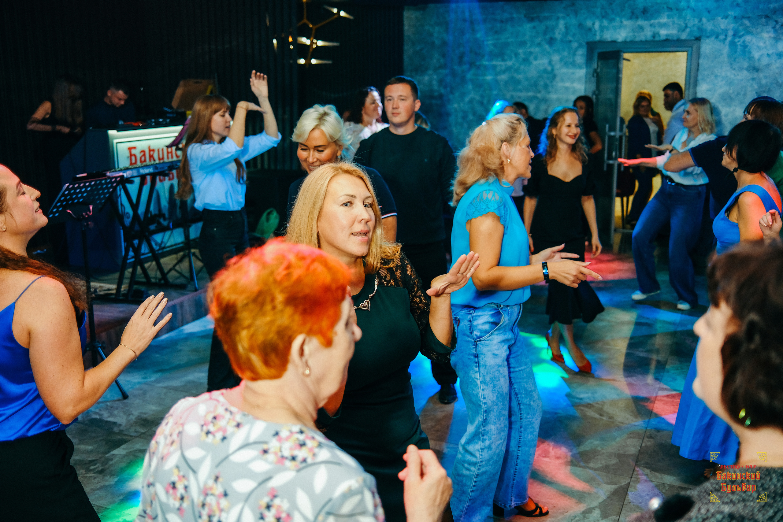 Бакинский Бульвар 26 августа 2023. Свадебный и репортажной фотограф Денис Ожигин в Краснодаре и Краснодарском крае