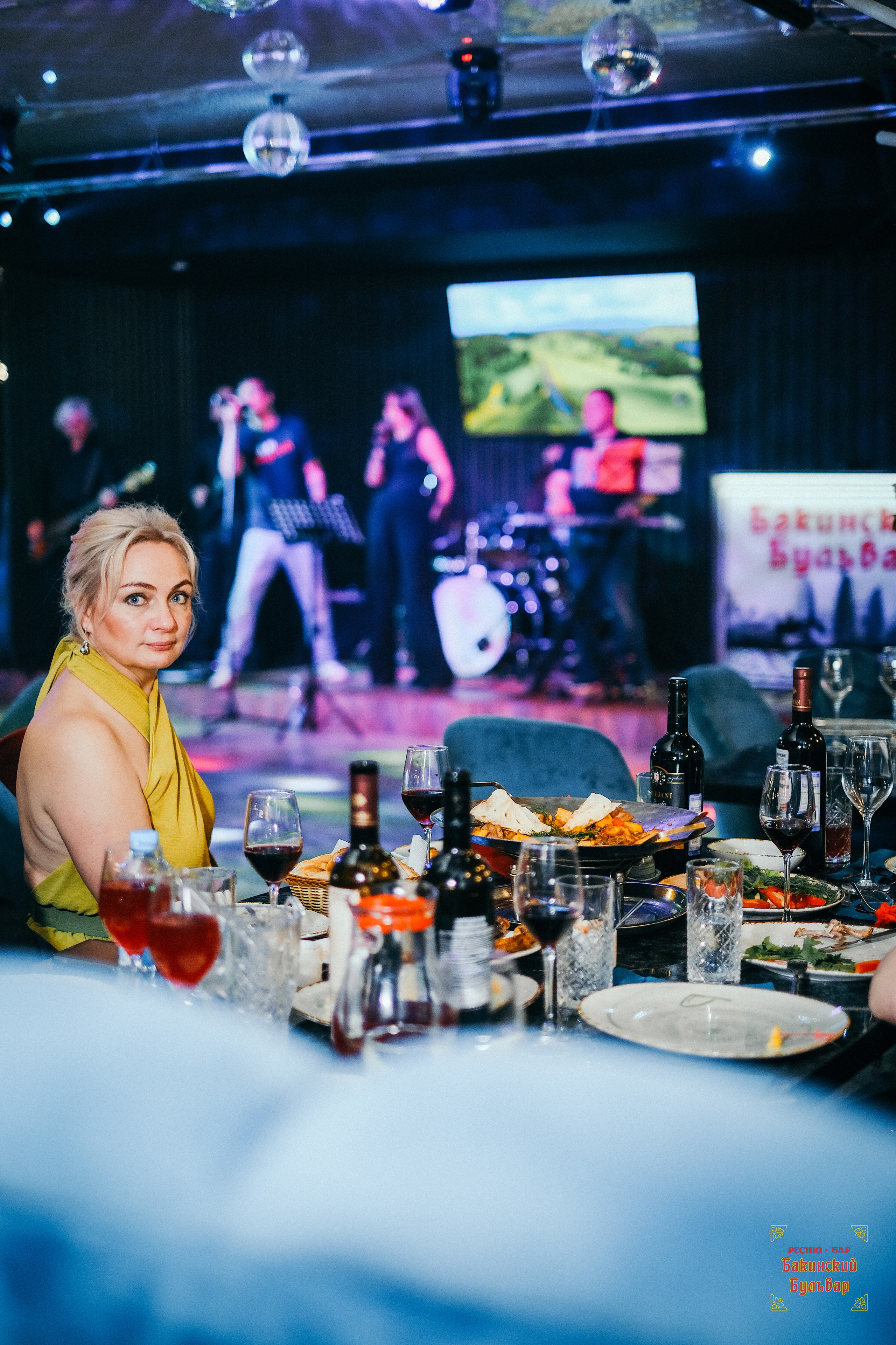 Бакинский Бульвар 26 августа 2023. Свадебный и репортажной фотограф Денис Ожигин в Краснодаре и Краснодарском крае