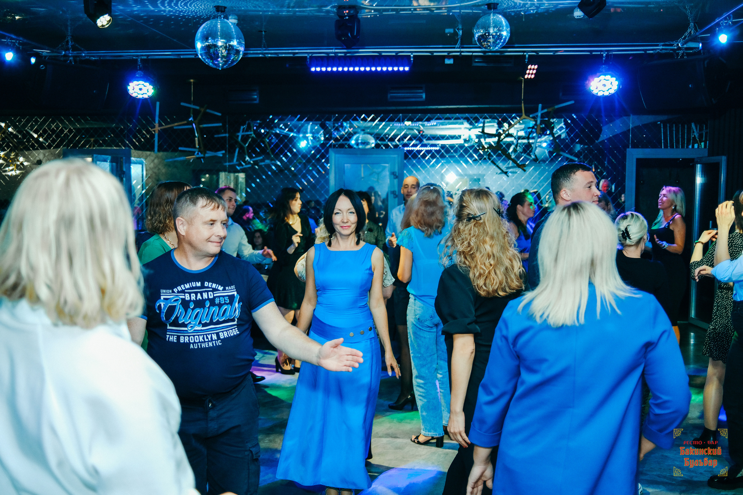 Бакинский Бульвар 26 августа 2023. Свадебный и репортажной фотограф Денис Ожигин в Краснодаре и Краснодарском крае