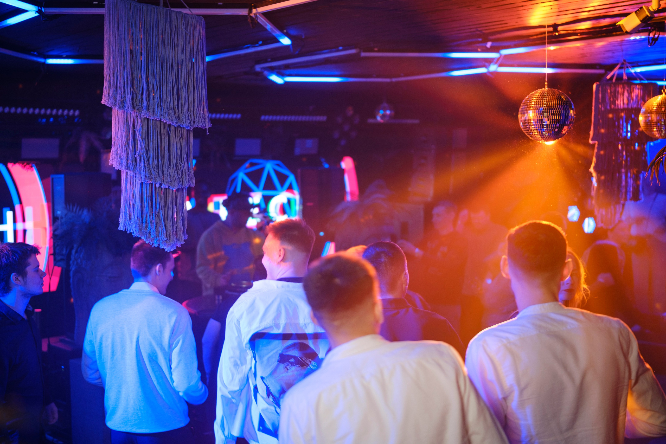 Embargo 2/03. Главная