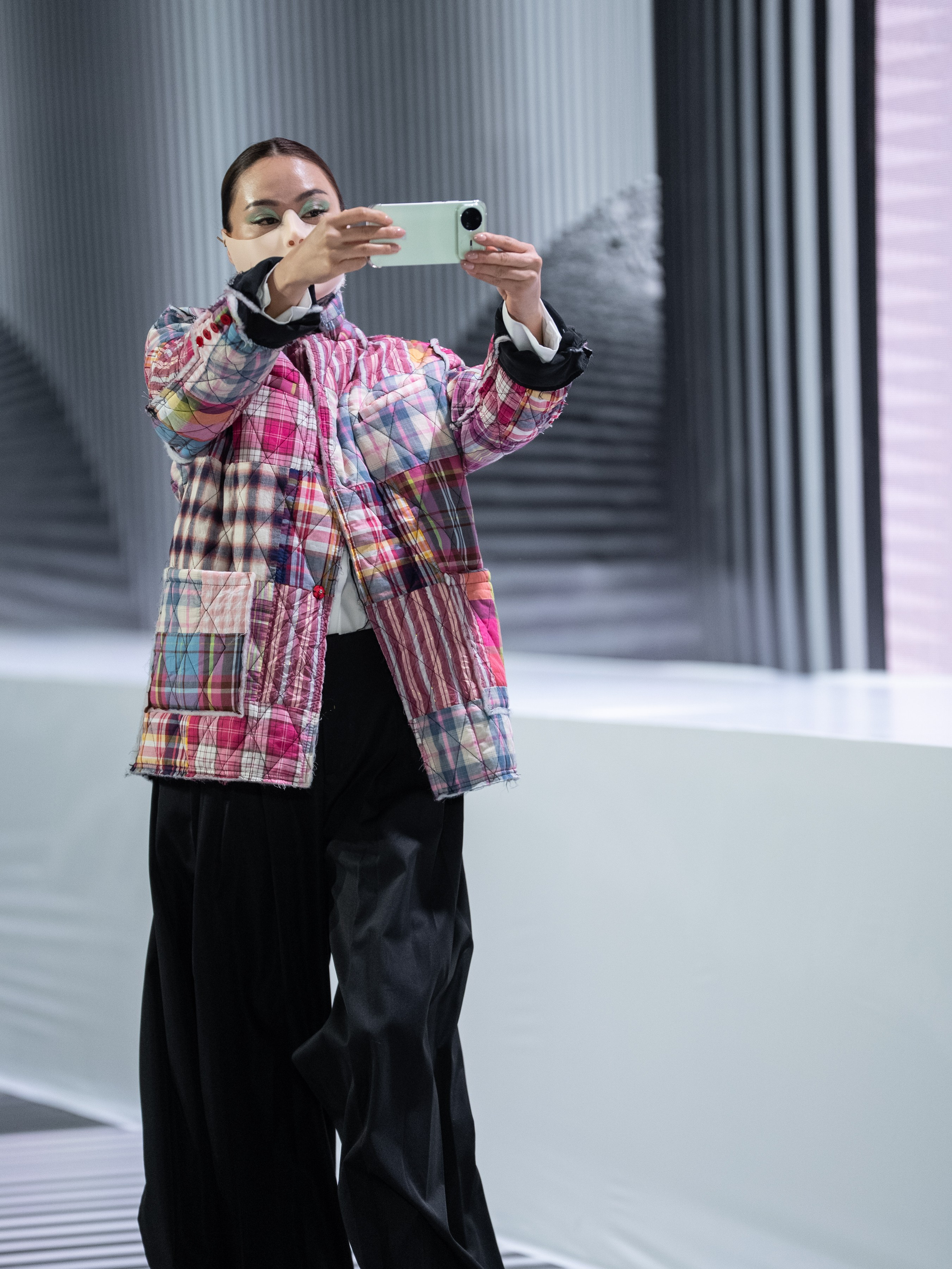 Alexey CHZHEN. Сайт Алматинского НЮ АРТ, будуар и фэшн фотографа Дениса Карпенко