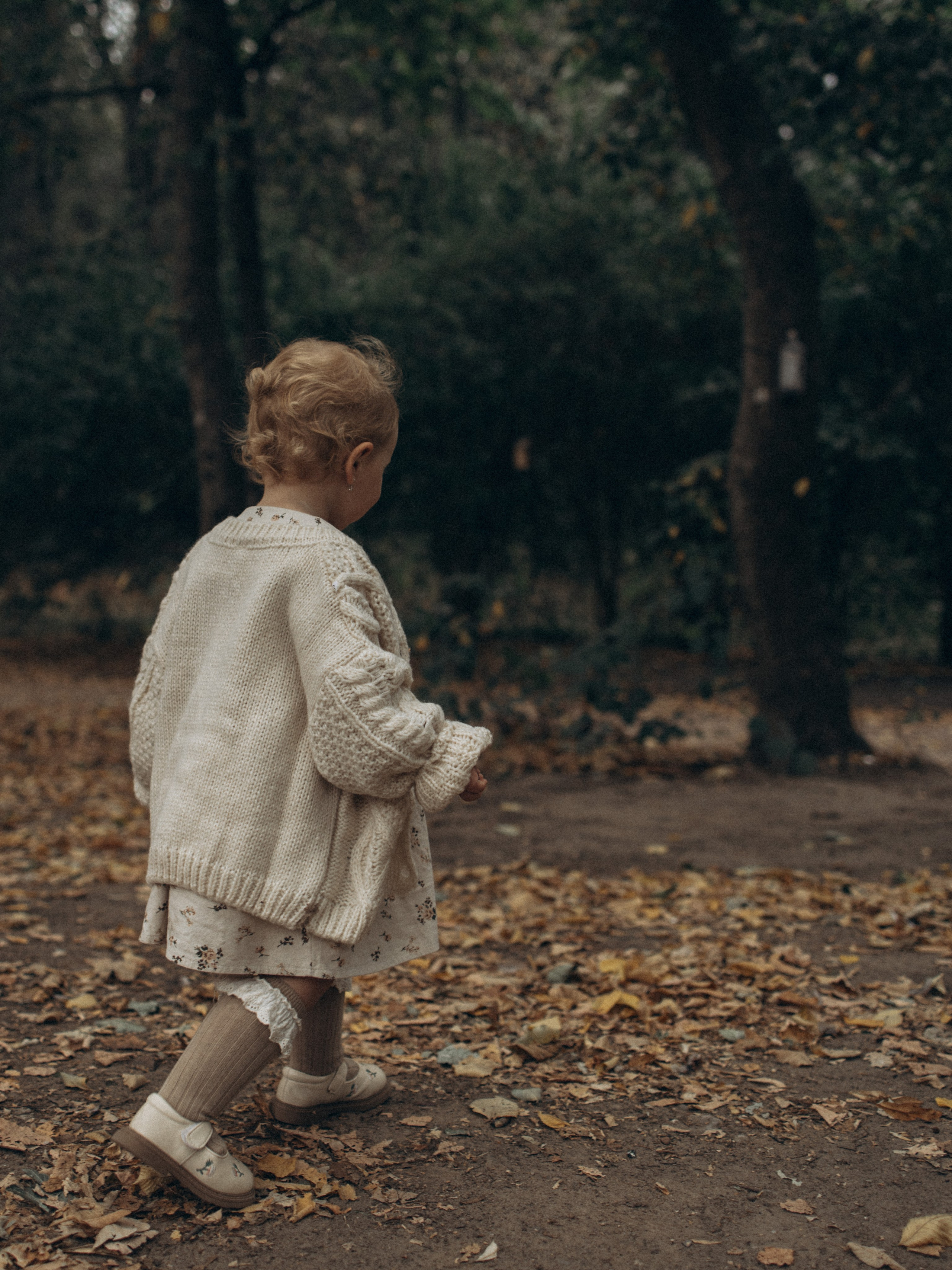 Осенняя история. Вика и Стеша. Фотограф Дарья Соколовская