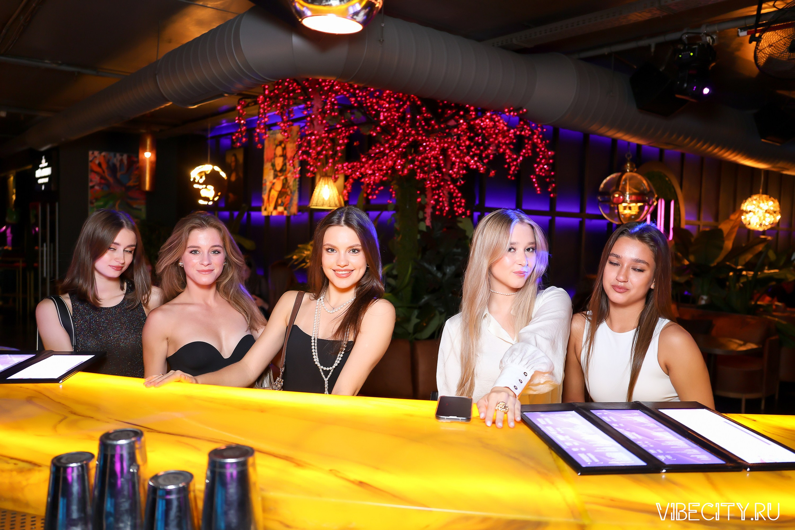 DOUBLE U. VIBECITY.RU Вайб Сити Ру Фоторепортажи Фотоотчеты Калининград