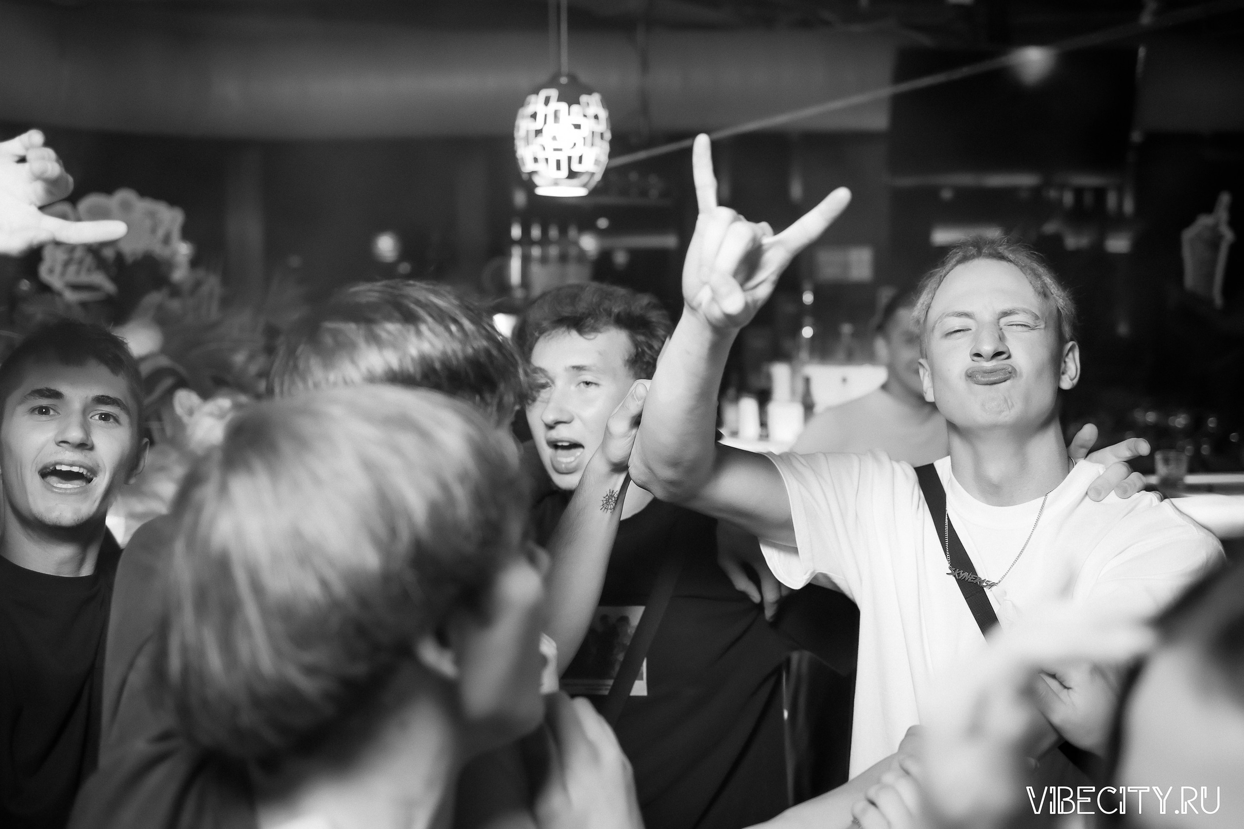 DOUBLE U. VIBECITY.RU Вайб Сити Ру Фоторепортажи Фотоотчеты Калининград