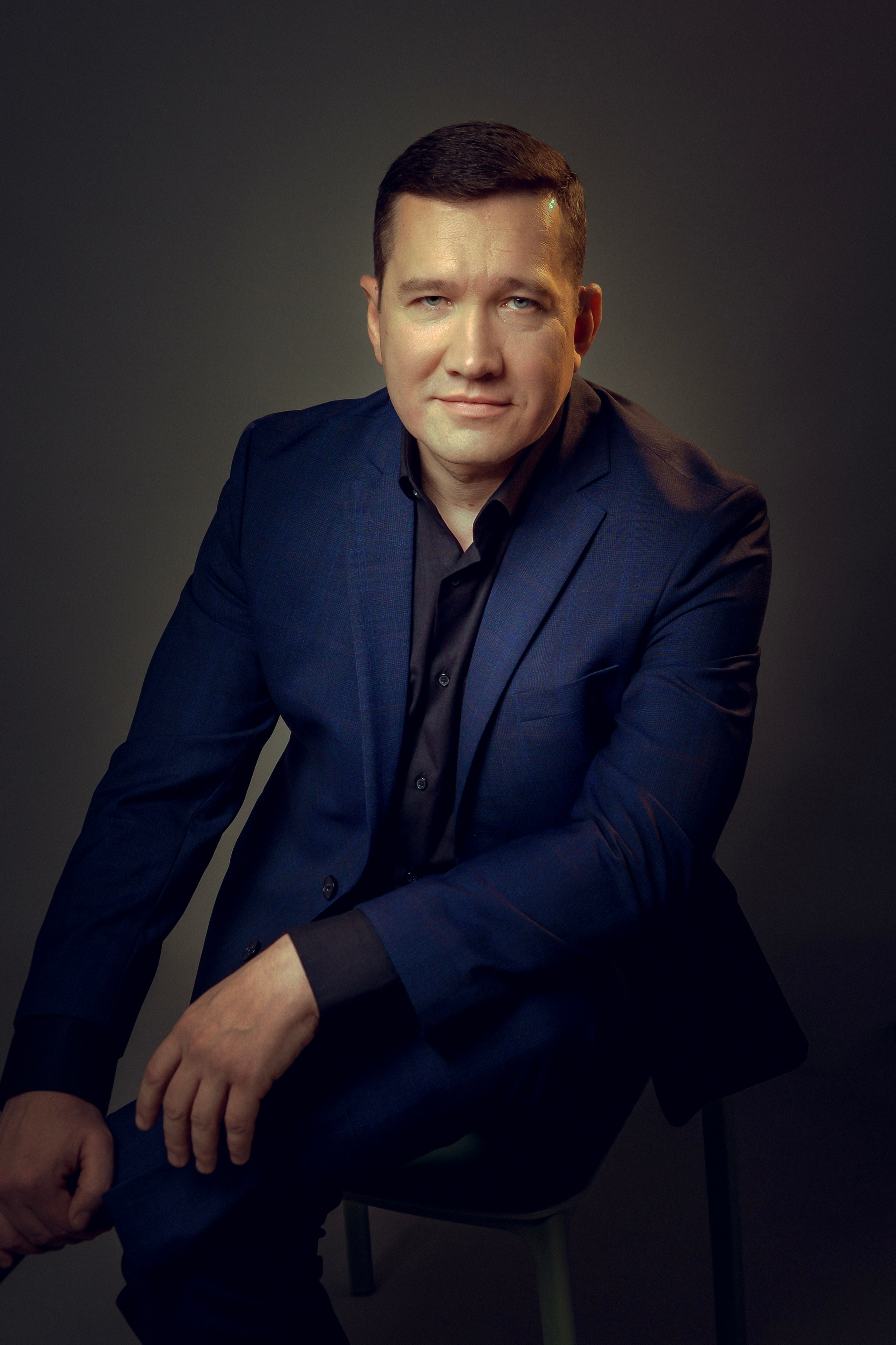 МУЖСКОЙ ПОРТРЕТ. Фотограф Юлия Антушева