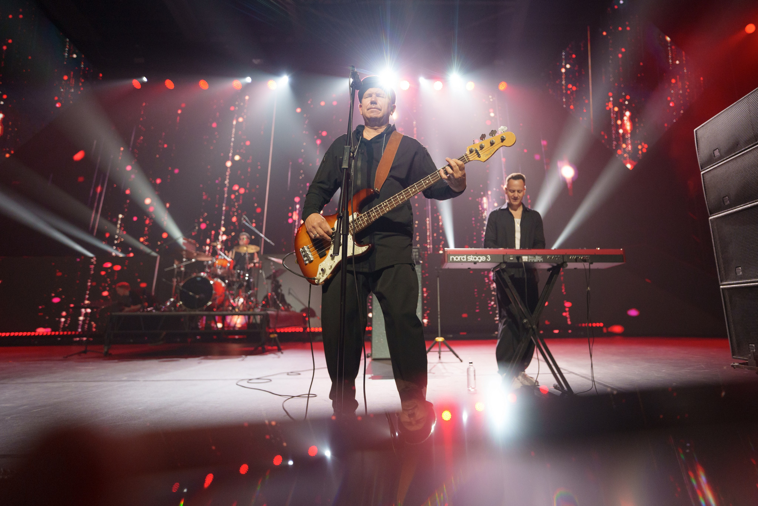 Концерт Uma2rman. Репортажный фотограф Красноярск Алекс Чампакхам