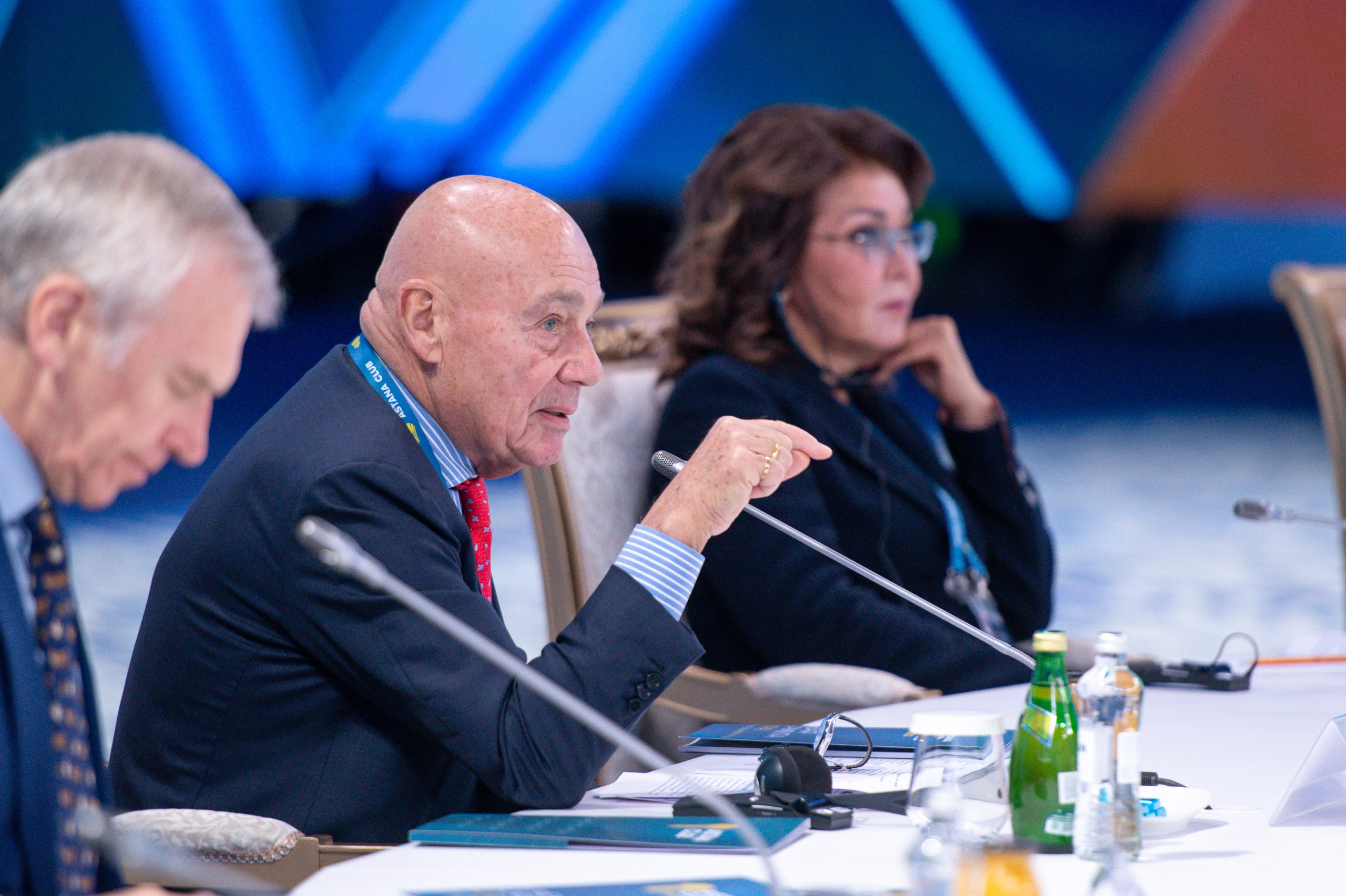 Деловой репортаж. Профессиональный фотограф в Алматы Влад Семёнов