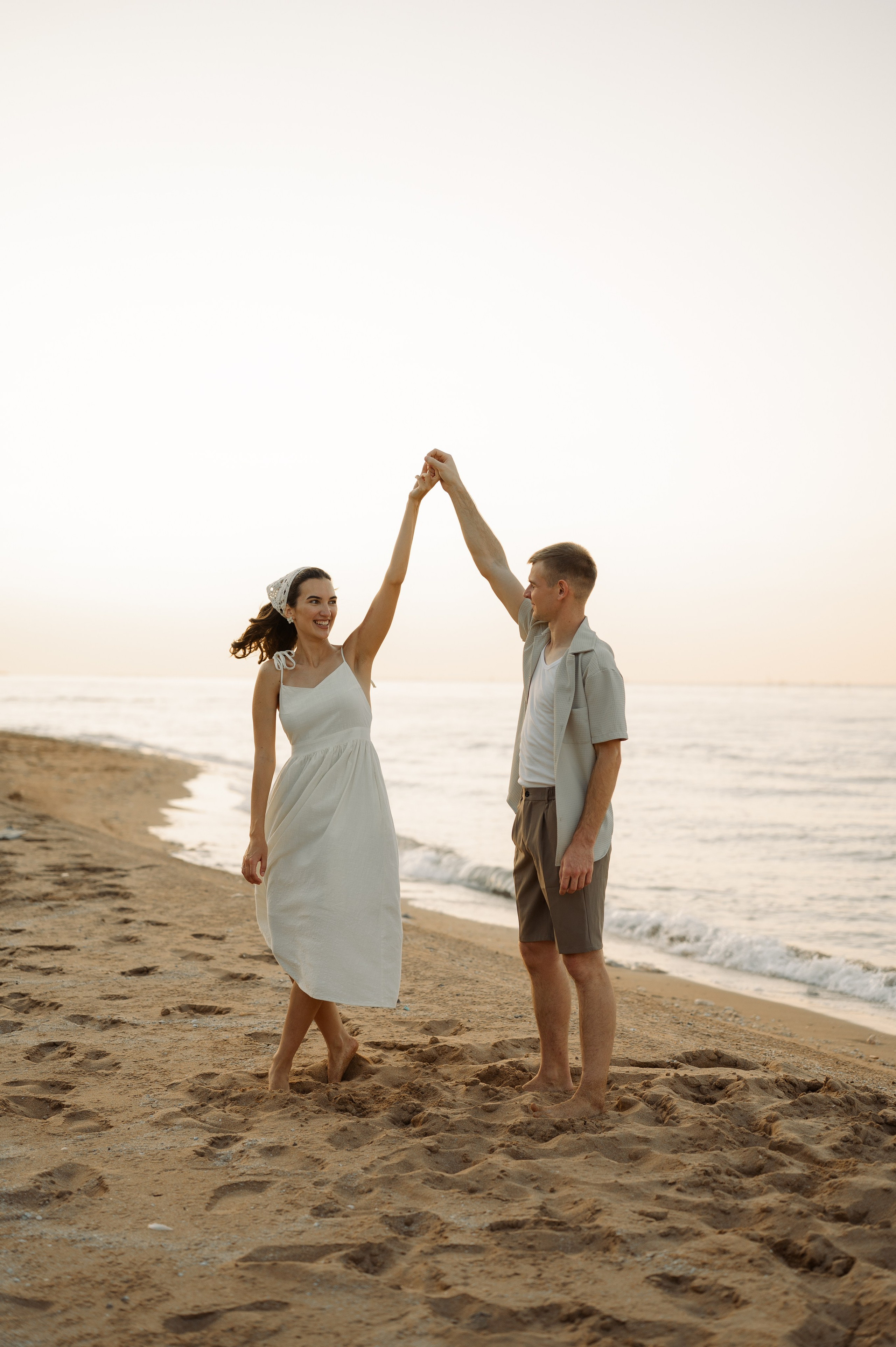 Предсвадебная съёмка на море🌊. Свадебный и семейный фотограф в Краснодаре Алина Мельник