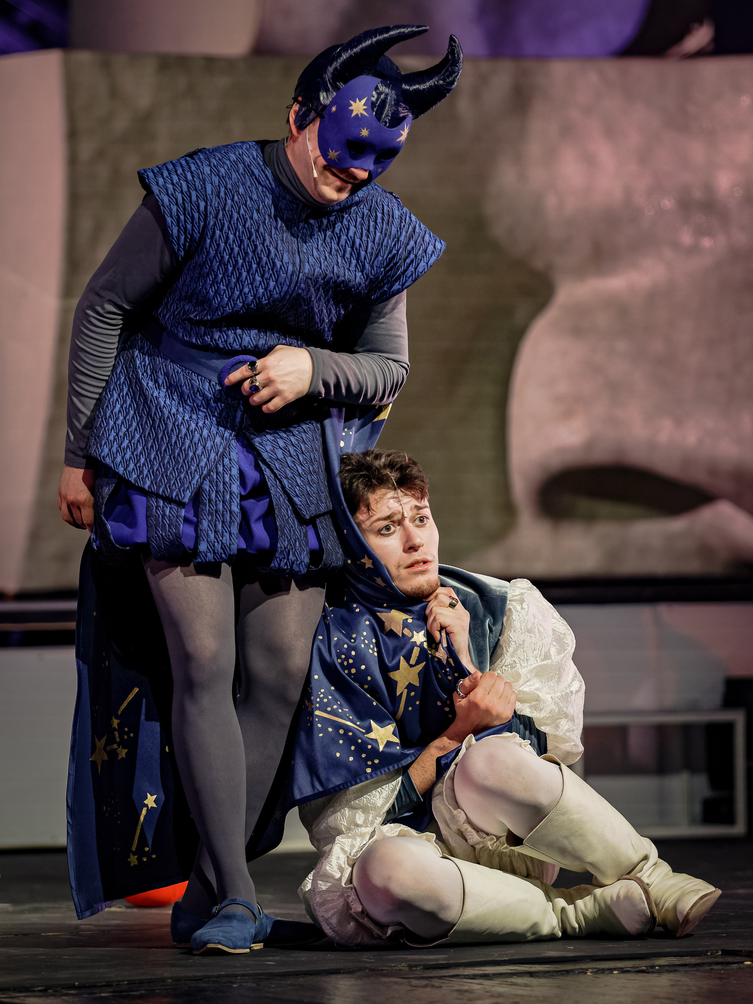 Любовь к трем апельсинам_Чехов Центр. Фотограф. г. Южно-Сахалинск. Олег Толстов