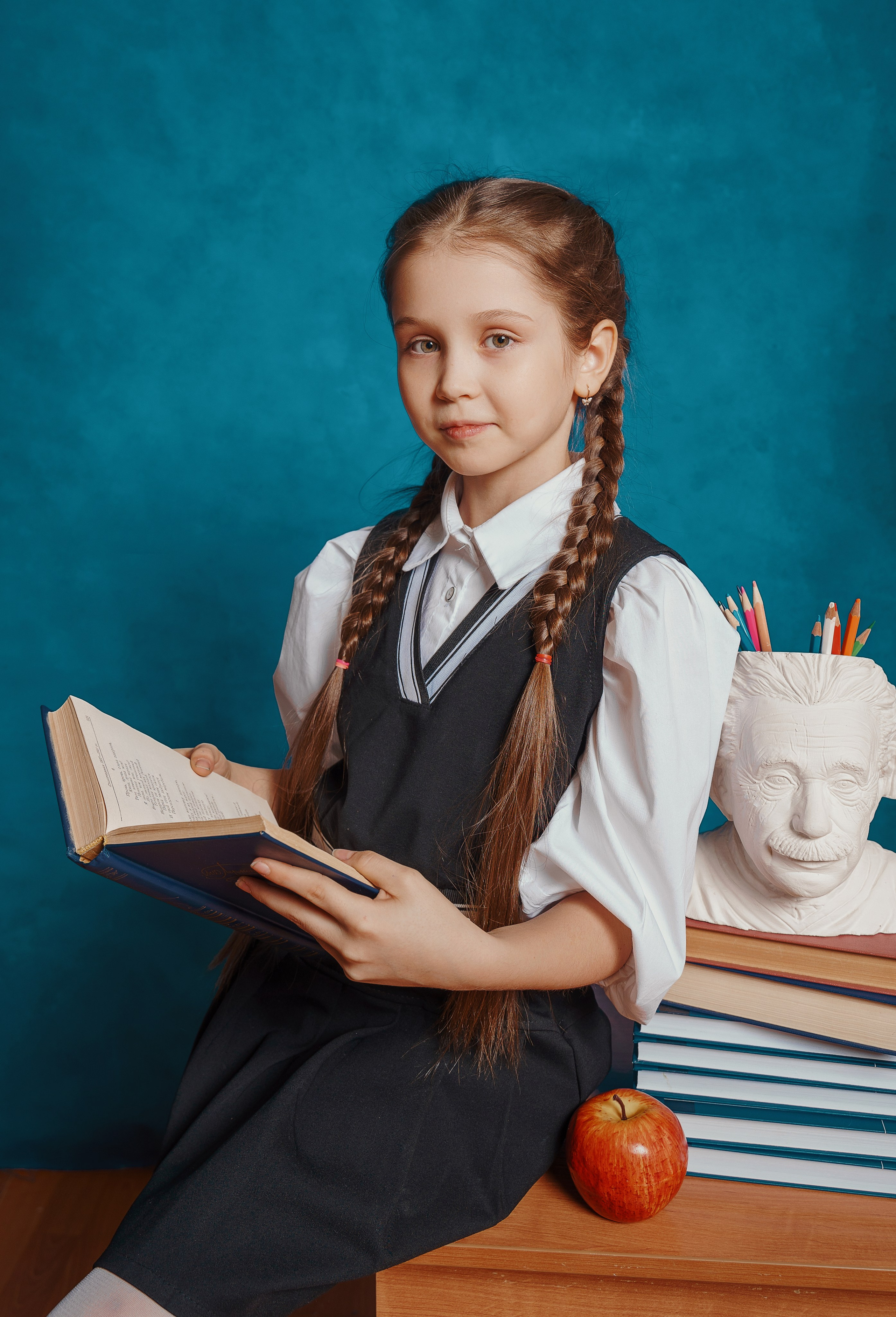 Дизайн «Математика». Стильные выпускные альбомы и индивидуальные фотосессии в Таганроге