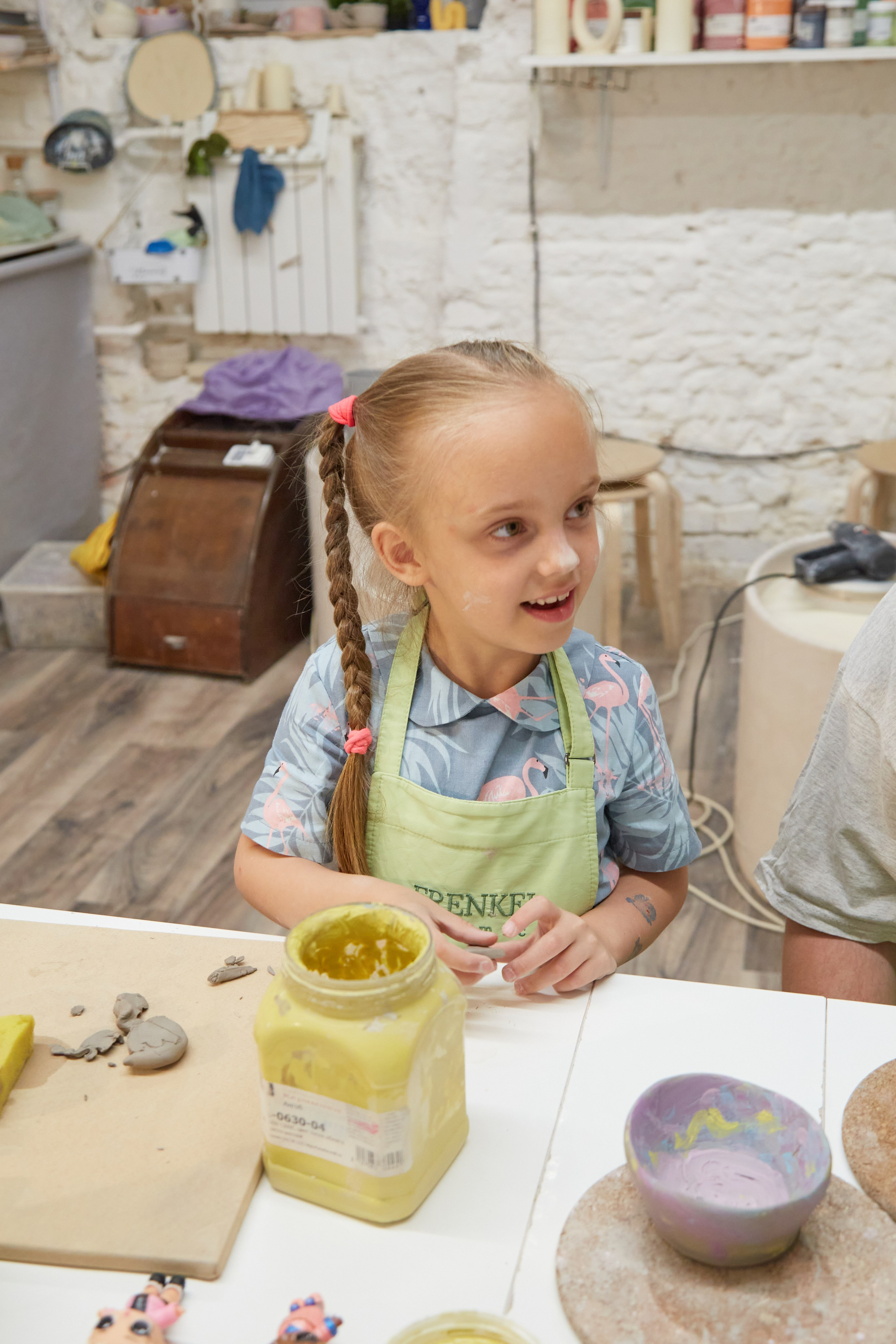 Семья в гончарной мастерской. Budanovaphoto.ru