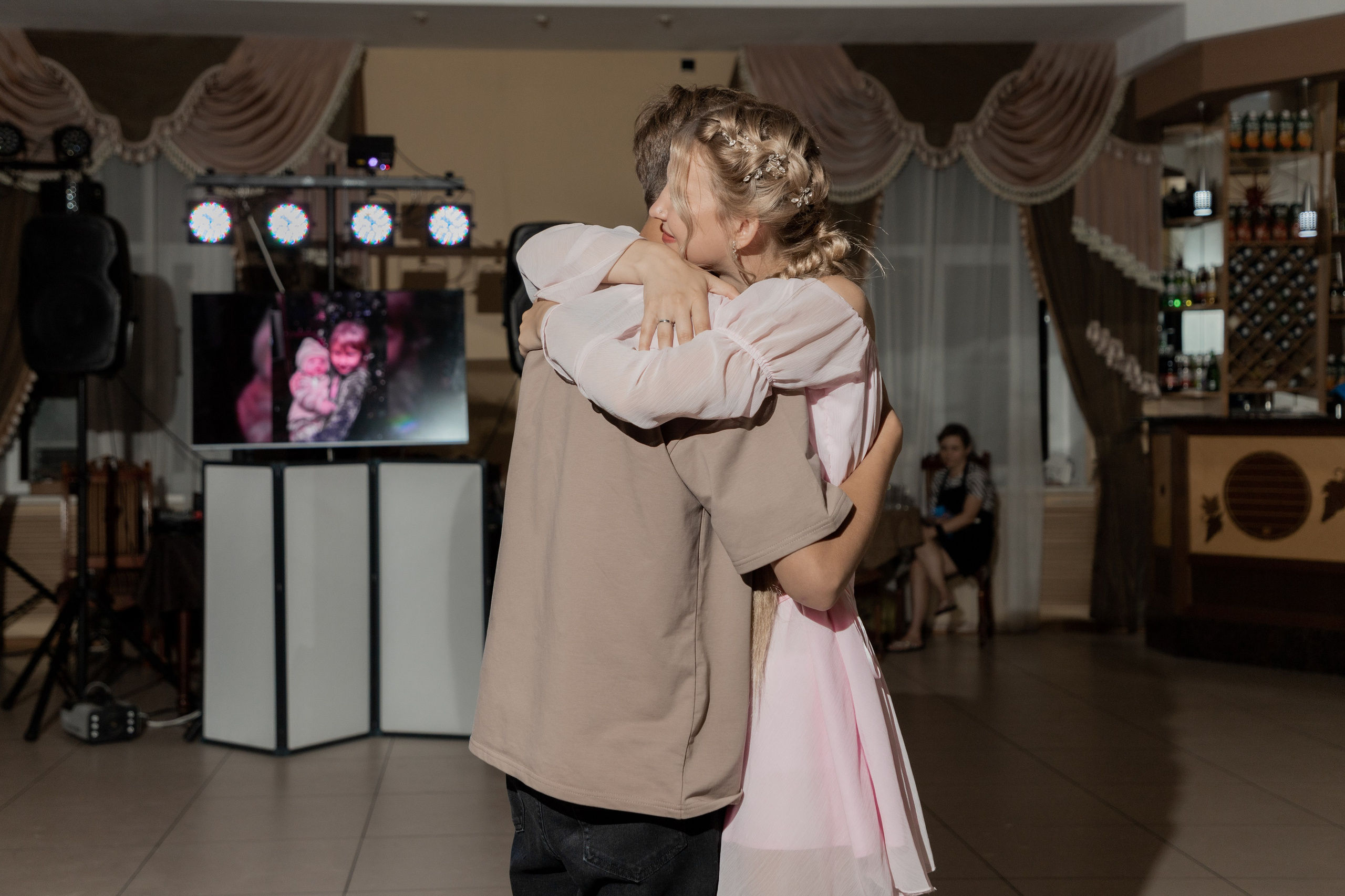 Роман и Александра (банкет). Свадебный фотограф Ангелина Сунгатулина | Саратов | Балаково | Вольск