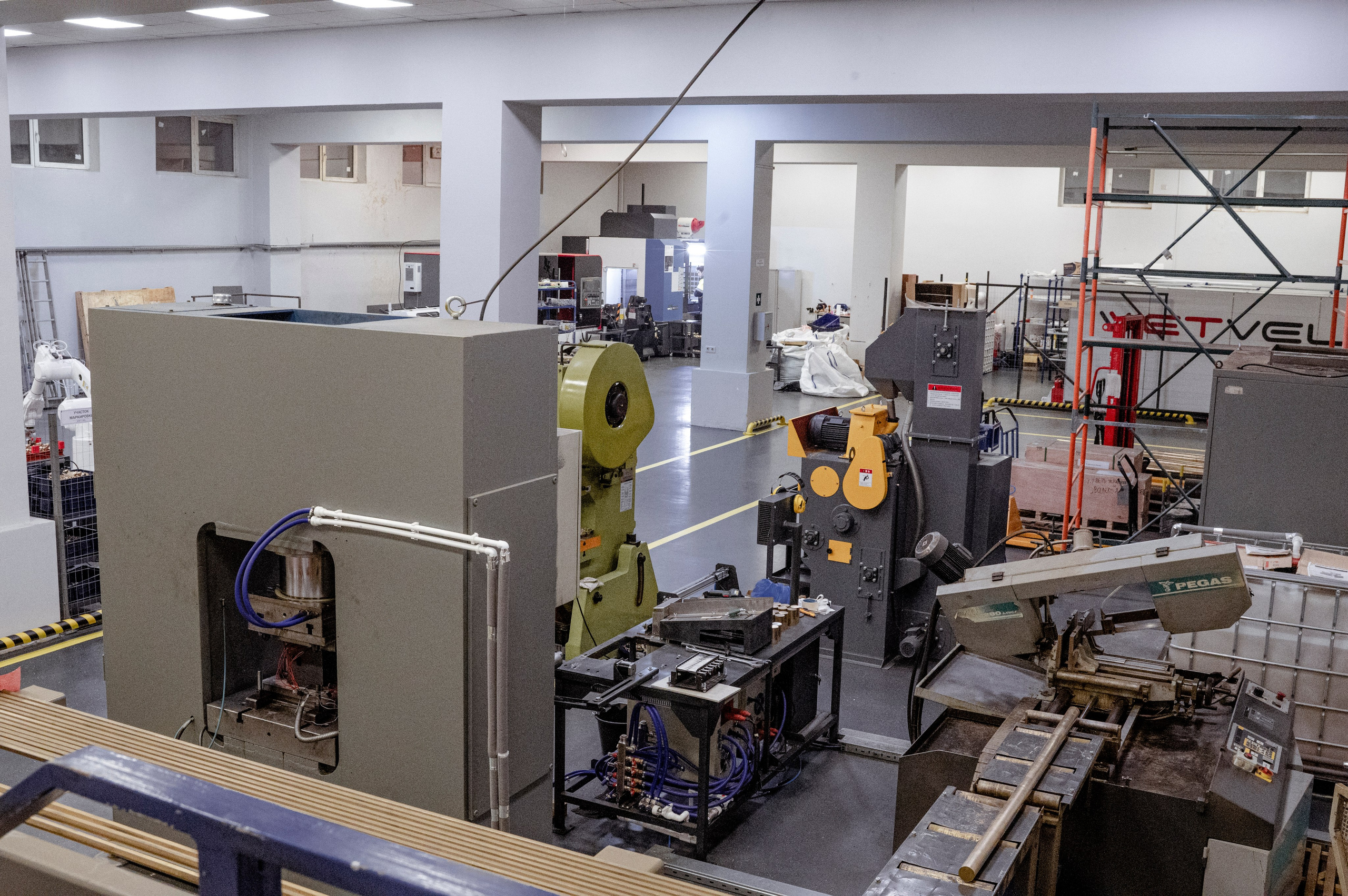 Производство в Твери WETVEL. Студийный и свадебный фотограф В городе Екатеринбург Ирина Мальта