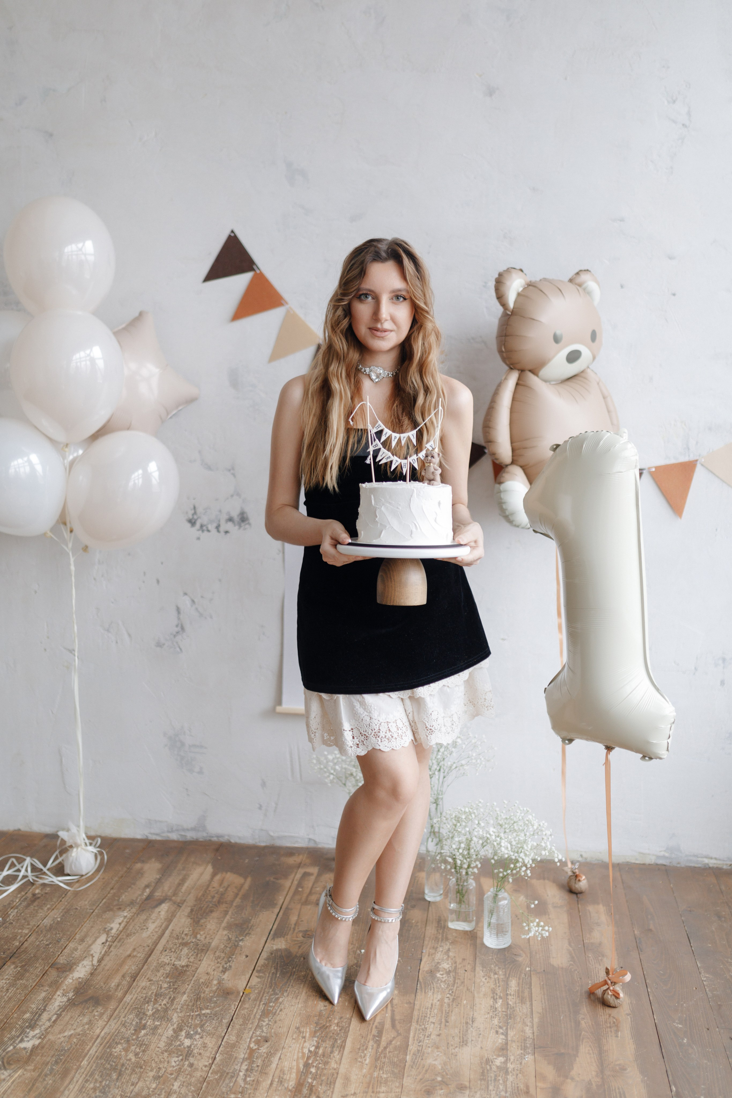 Арсению Годик. Главная