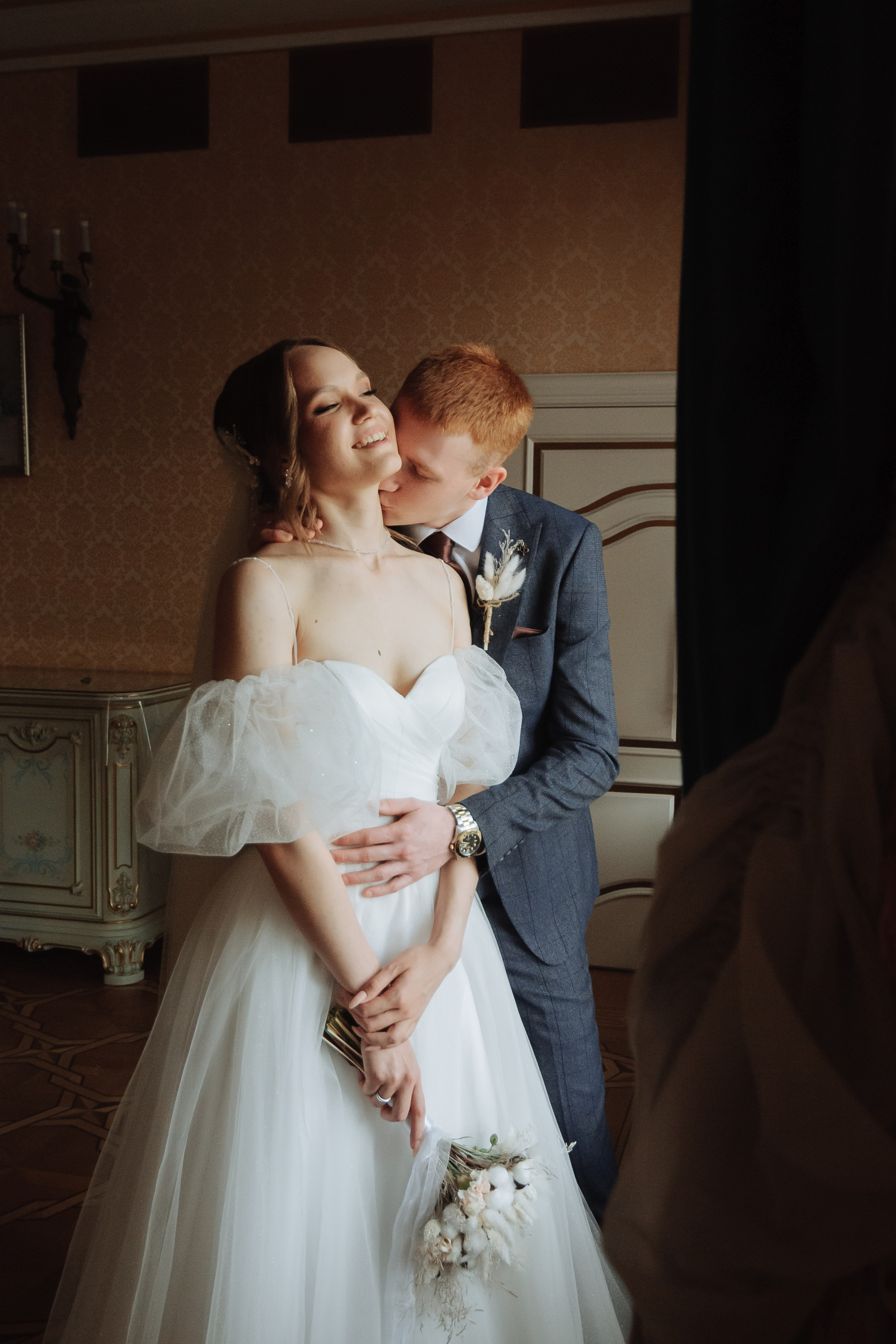 Свадебная съёмка для Ирины и Николая. Сборы в отеле. Свадебный и семейный фотограф г. Ярославль Савинская Анастасия