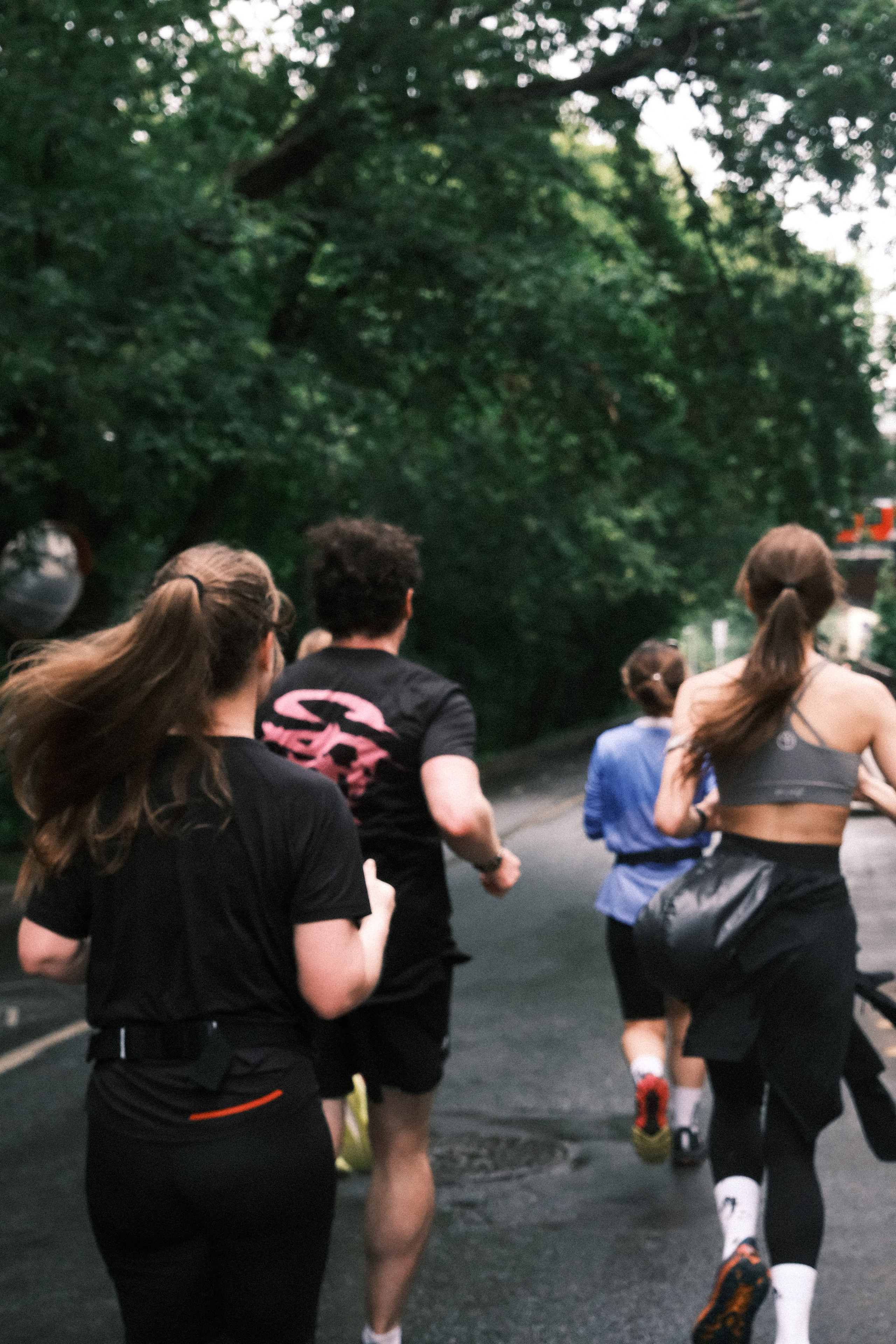 «Сбежим?». M. Neizvestniy — уличная и спортивная фотография