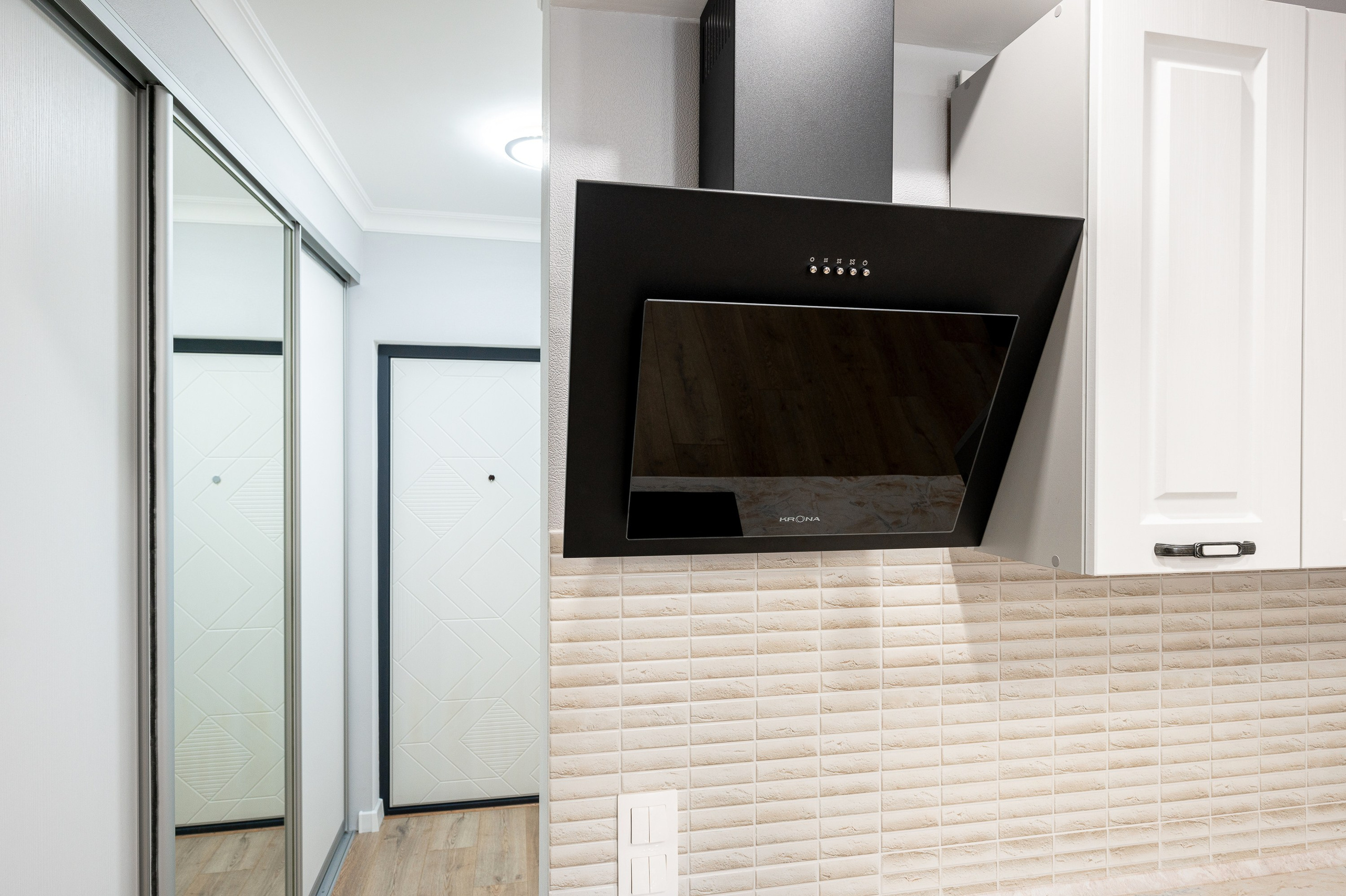 Квартира на продажу Санкт-Петербугр. Интерьерный фотограф. Фото- видеосъемка недвижимости Санкт-Петербург