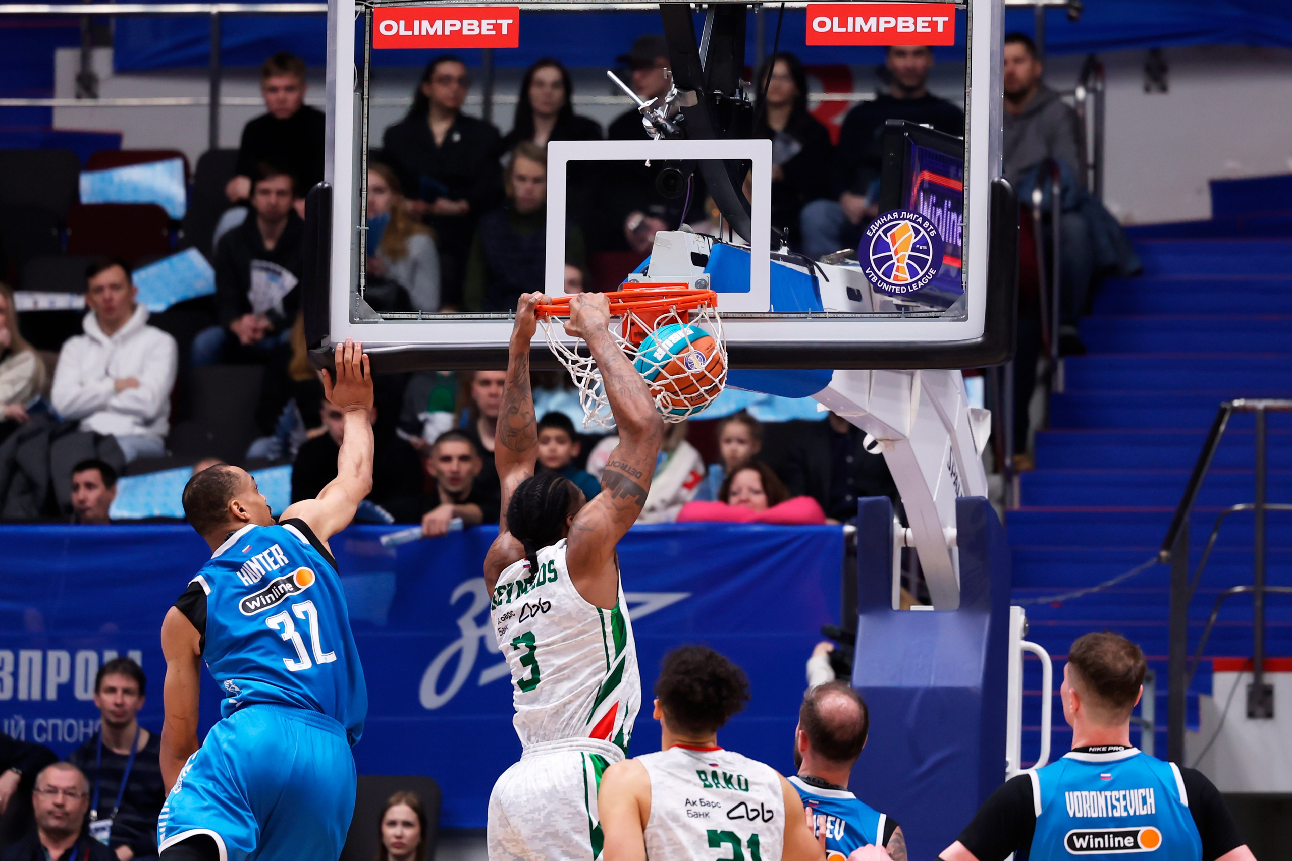 БК Зенит — БК Уникс 13.02.2025. Спортивный и репортажный фотограф Антон Тереханов