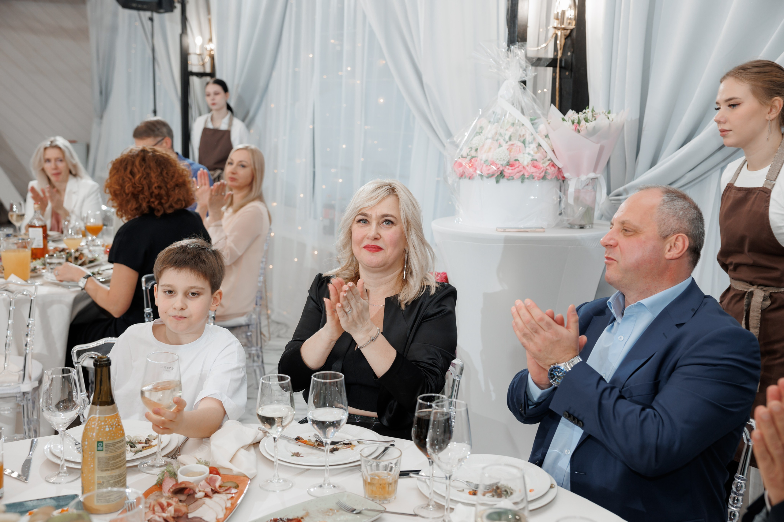 Юбилей, ресторан «Барский», усадьба «Гребнево». Свадебный и репортажный фотограф (Москва, Королев и другие)