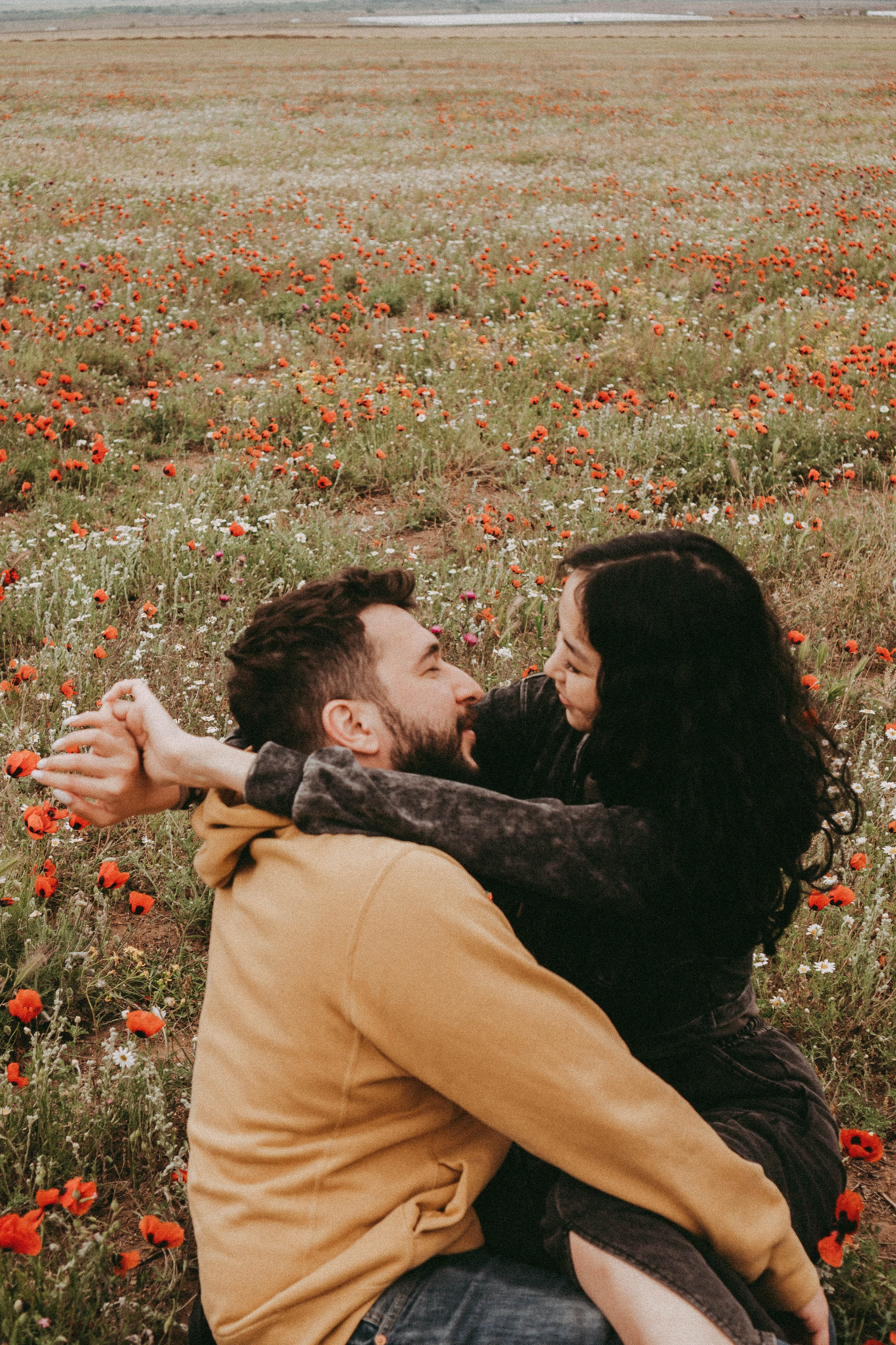 Любовь в маковом поле. Профессиональный фотограф, Санкт-Петербург — Виктория Богомолова