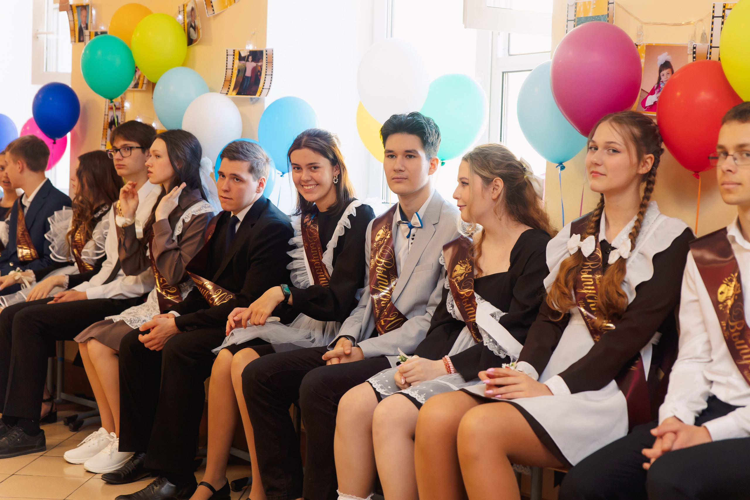 Последний звонок. Фотограф в Кронштадте и Санкт-Петербурге Анастасия Коваленко