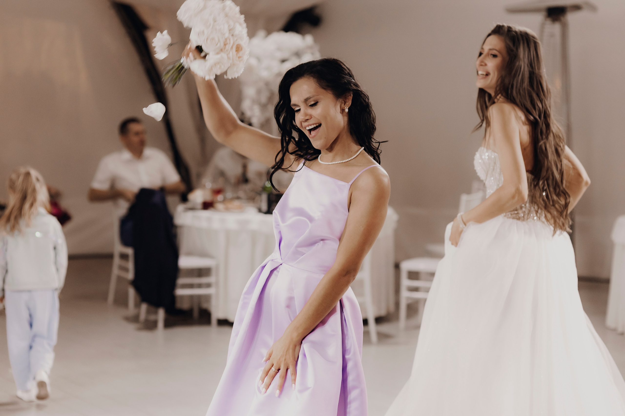 Фотосъемка полного свадебного дня с выездной регистрацией в Ижевске. Свадебный и портретный фотограф в Ижевске и Санкт-Петербурге Саша Брокколи