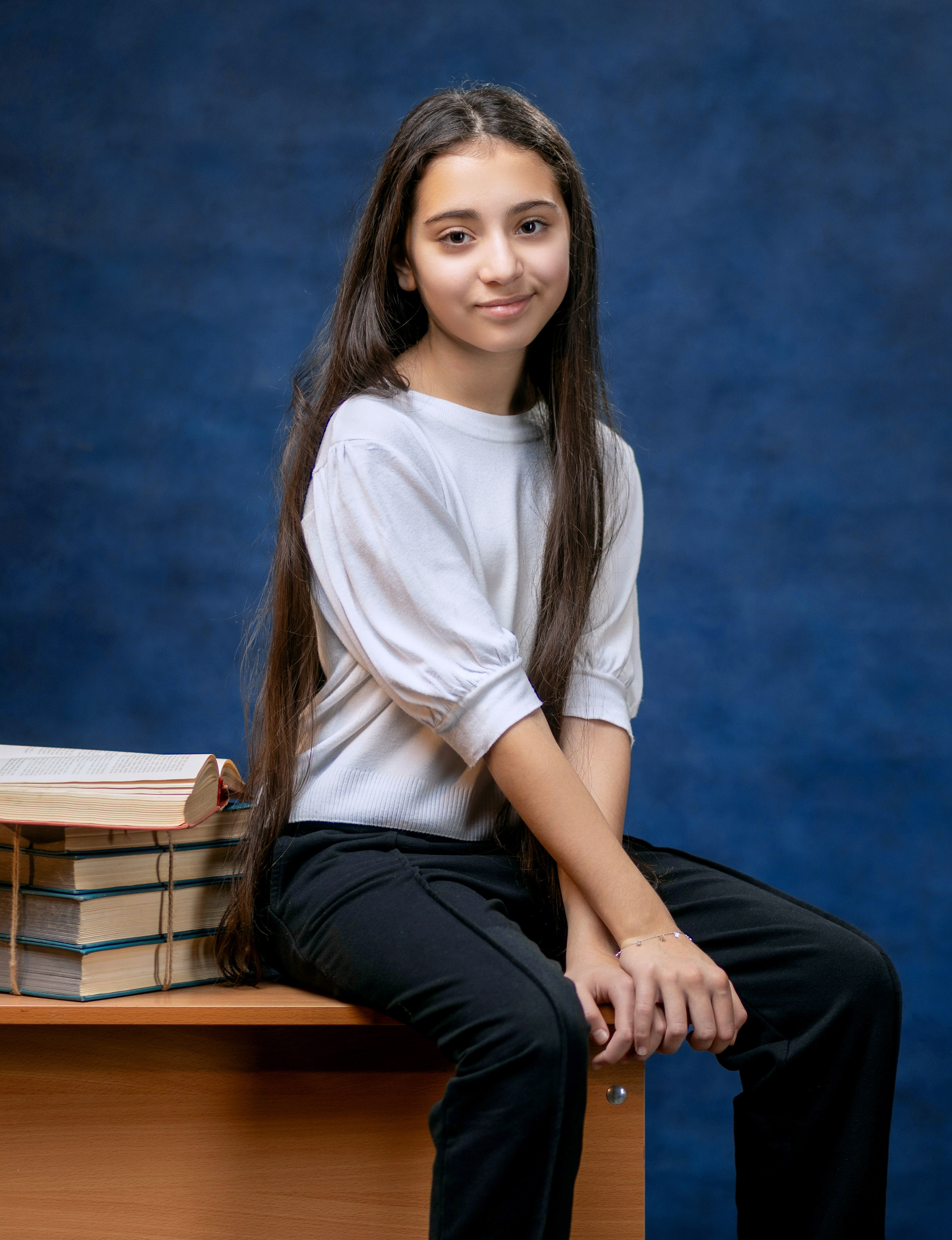 Портрет на синем холсте. Правильный Выпускной Альбом