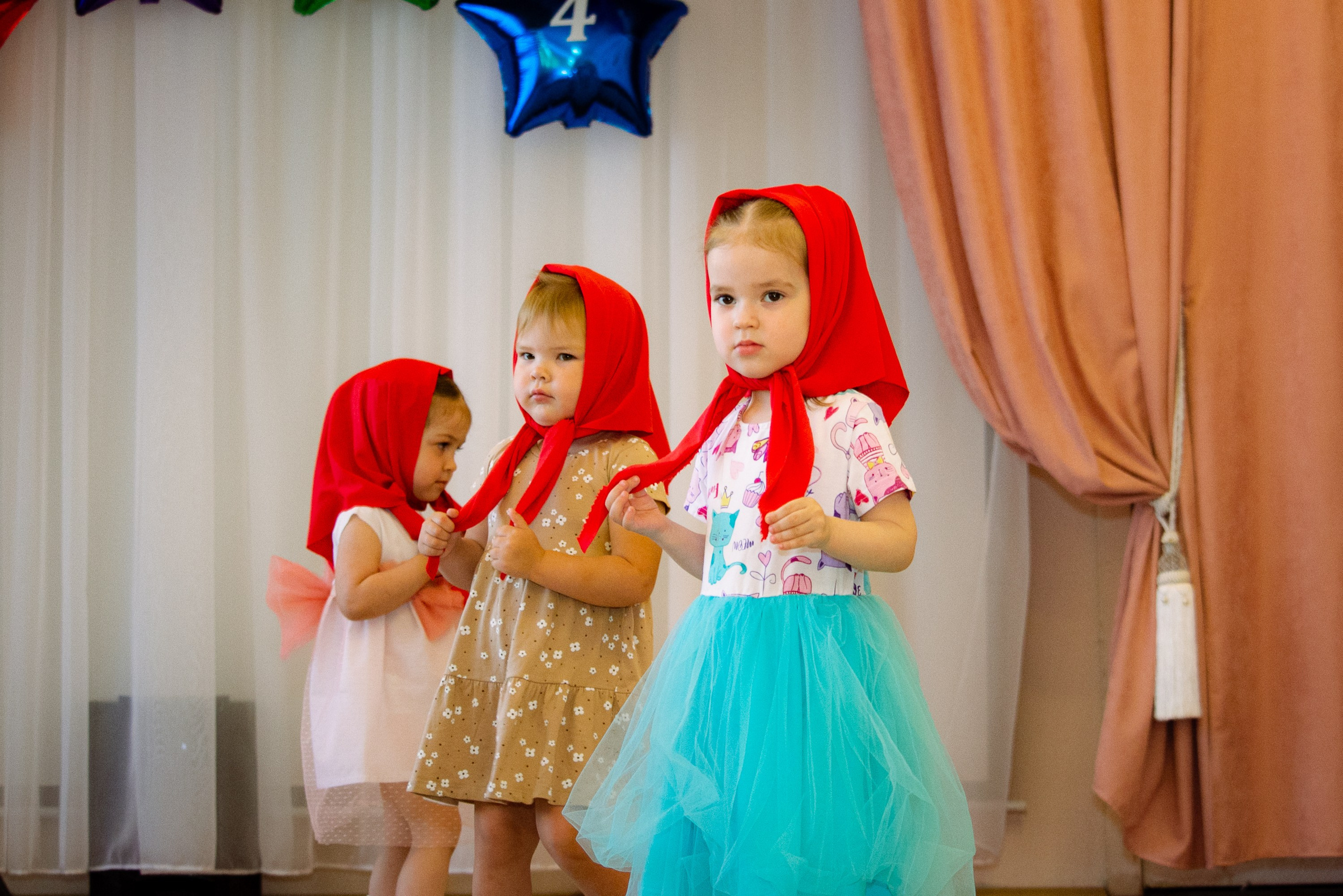 Утренник в яслях. Фотограф Великий Новгород Татьяна Чиглинцева