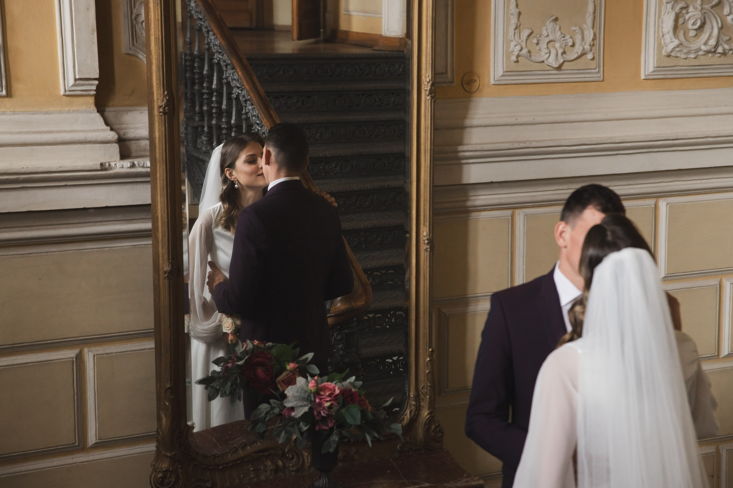 Свадебная съемка в Пушкинской читальне. Свадебный и портретный фотограф в Москве Мария Кравченко