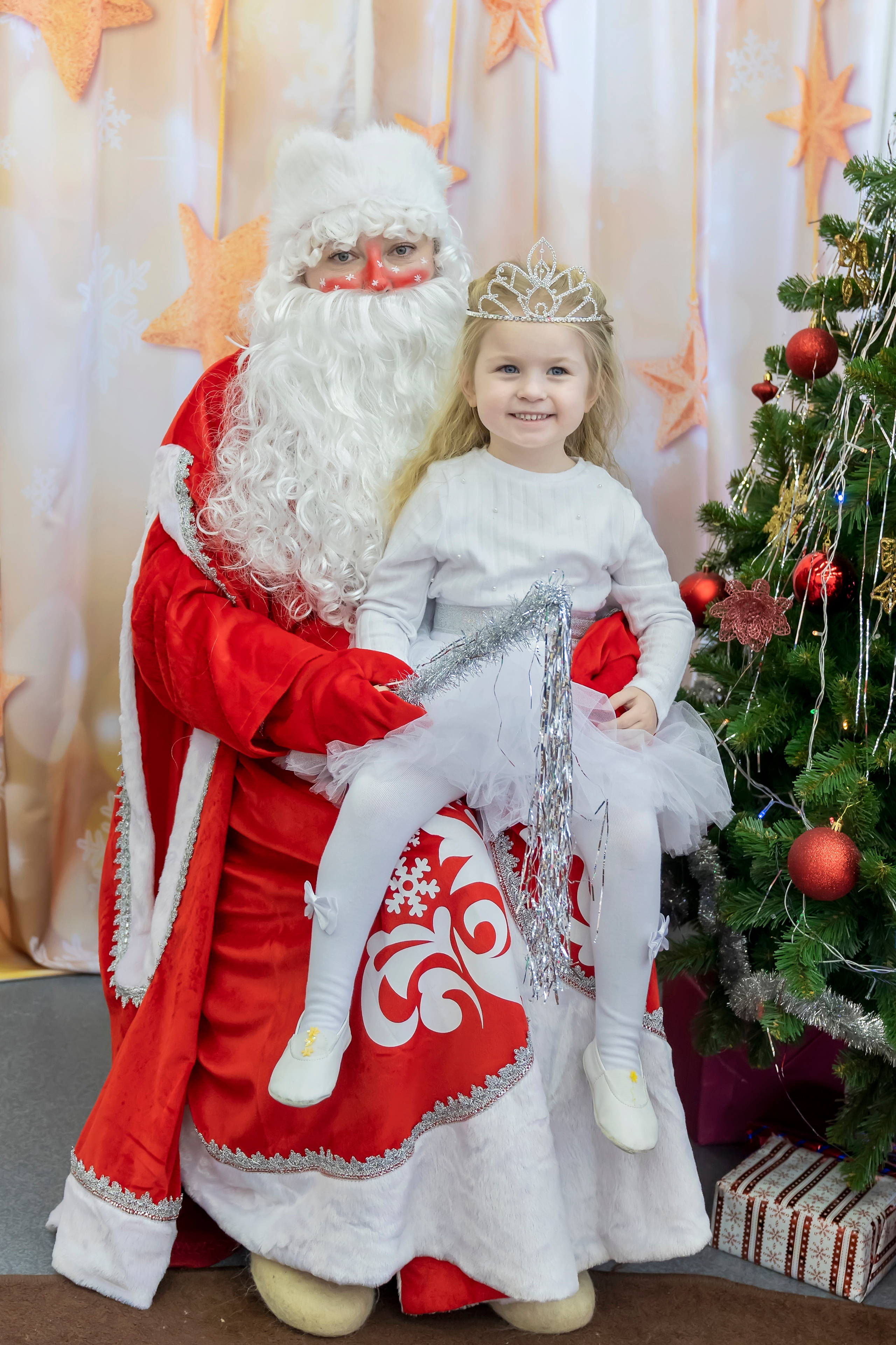 Утренник в детском саду. Главная