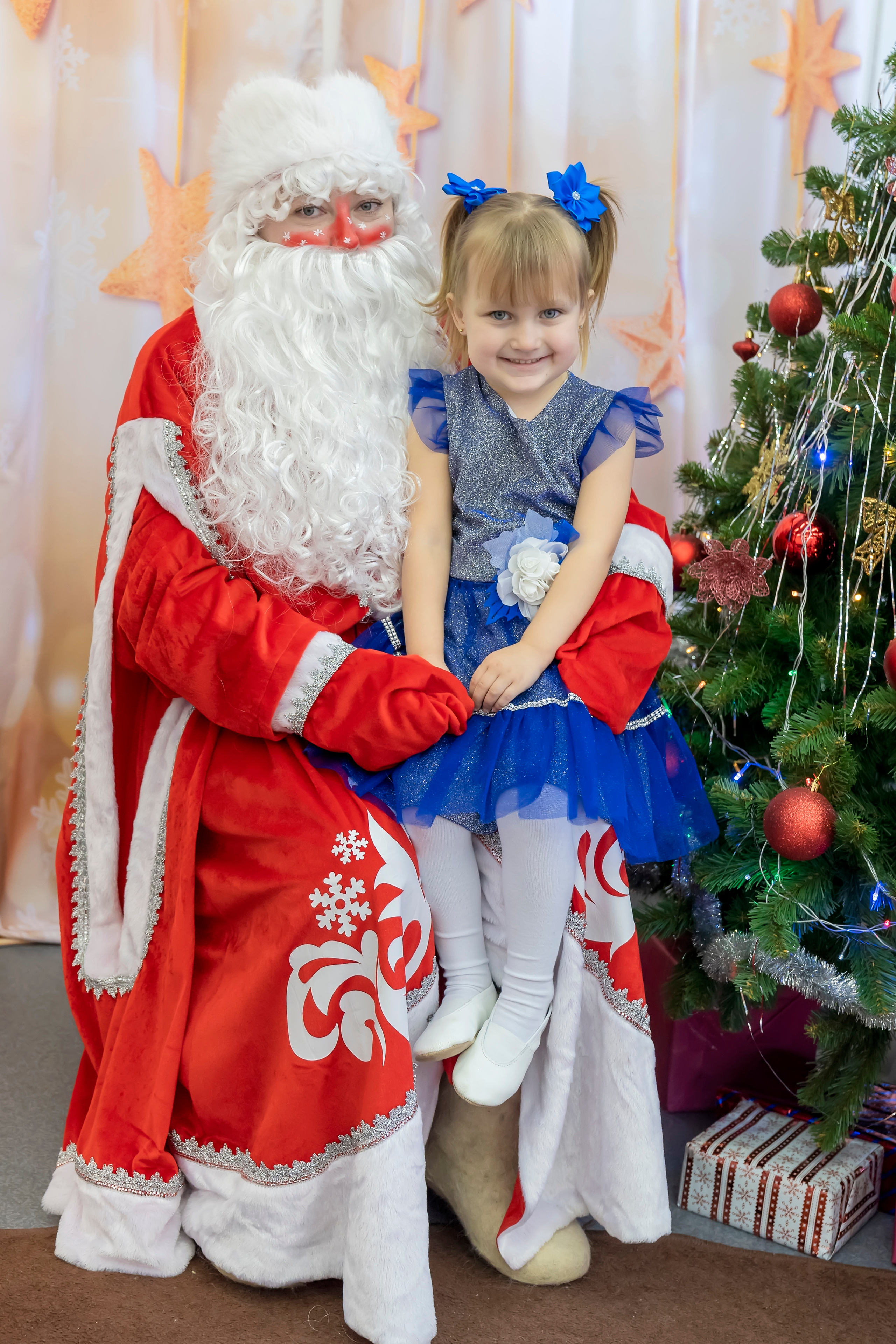 Утренник в детском саду. Главная