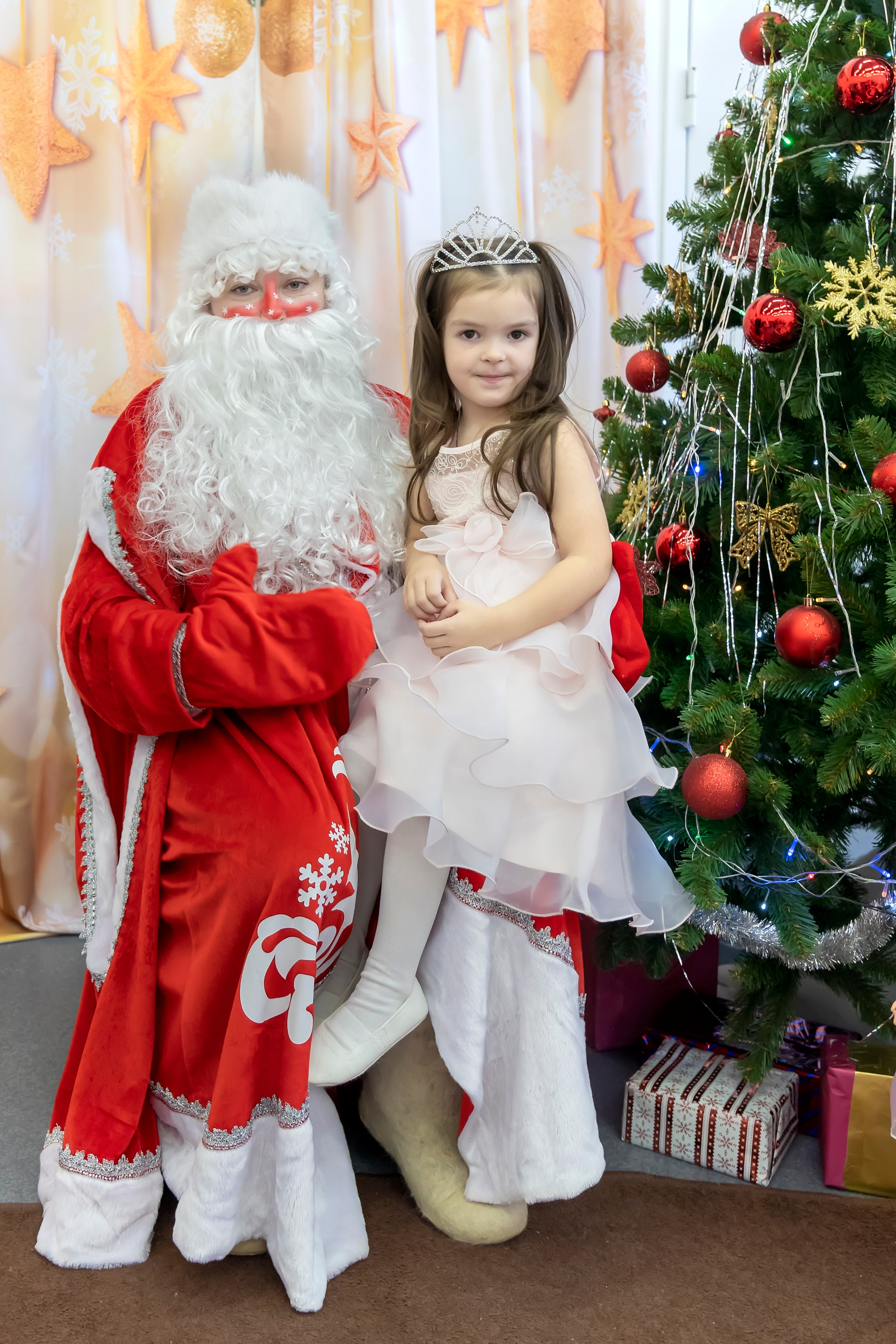 Утренник в детском саду. Главная