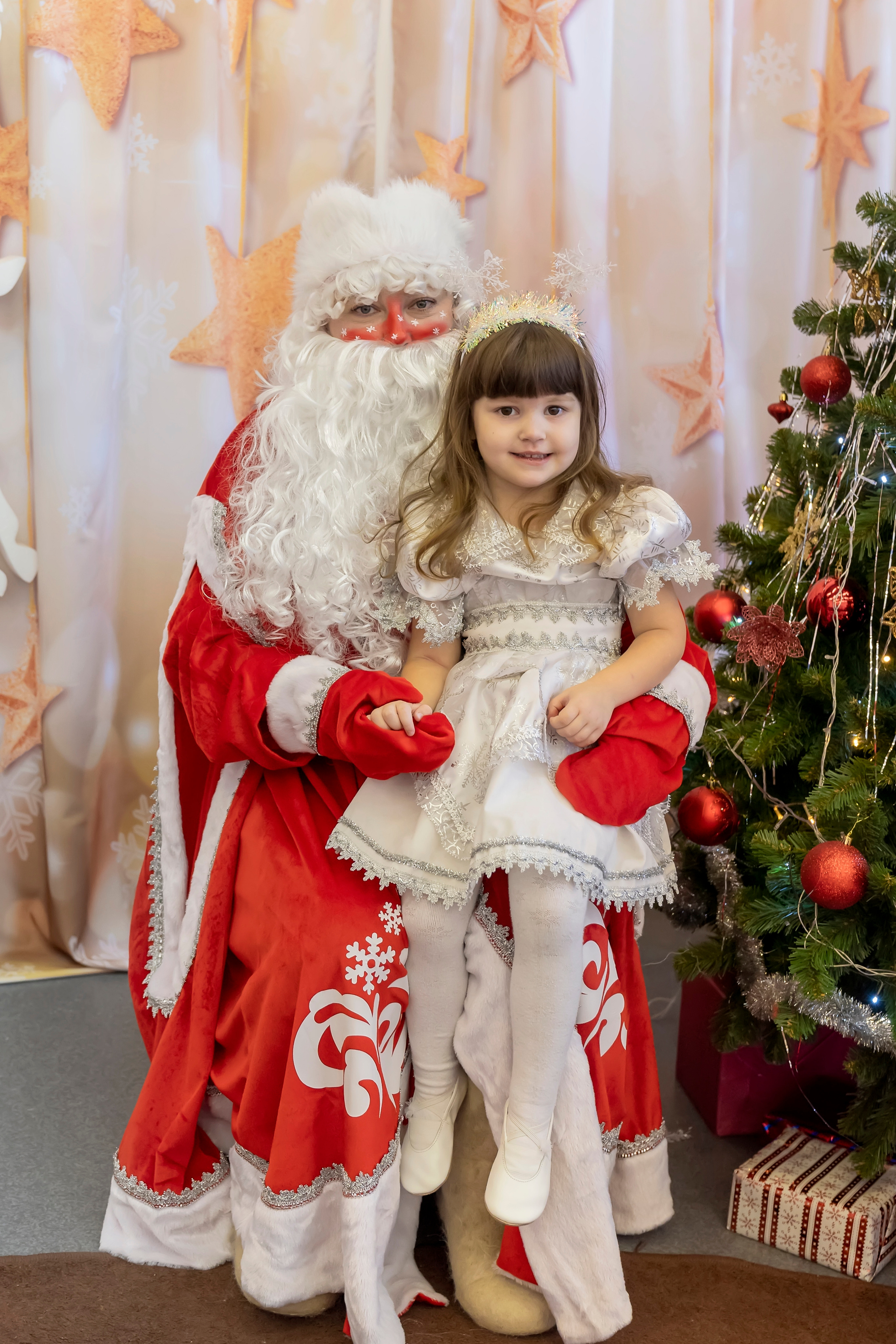 Утренник в детском саду. Главная