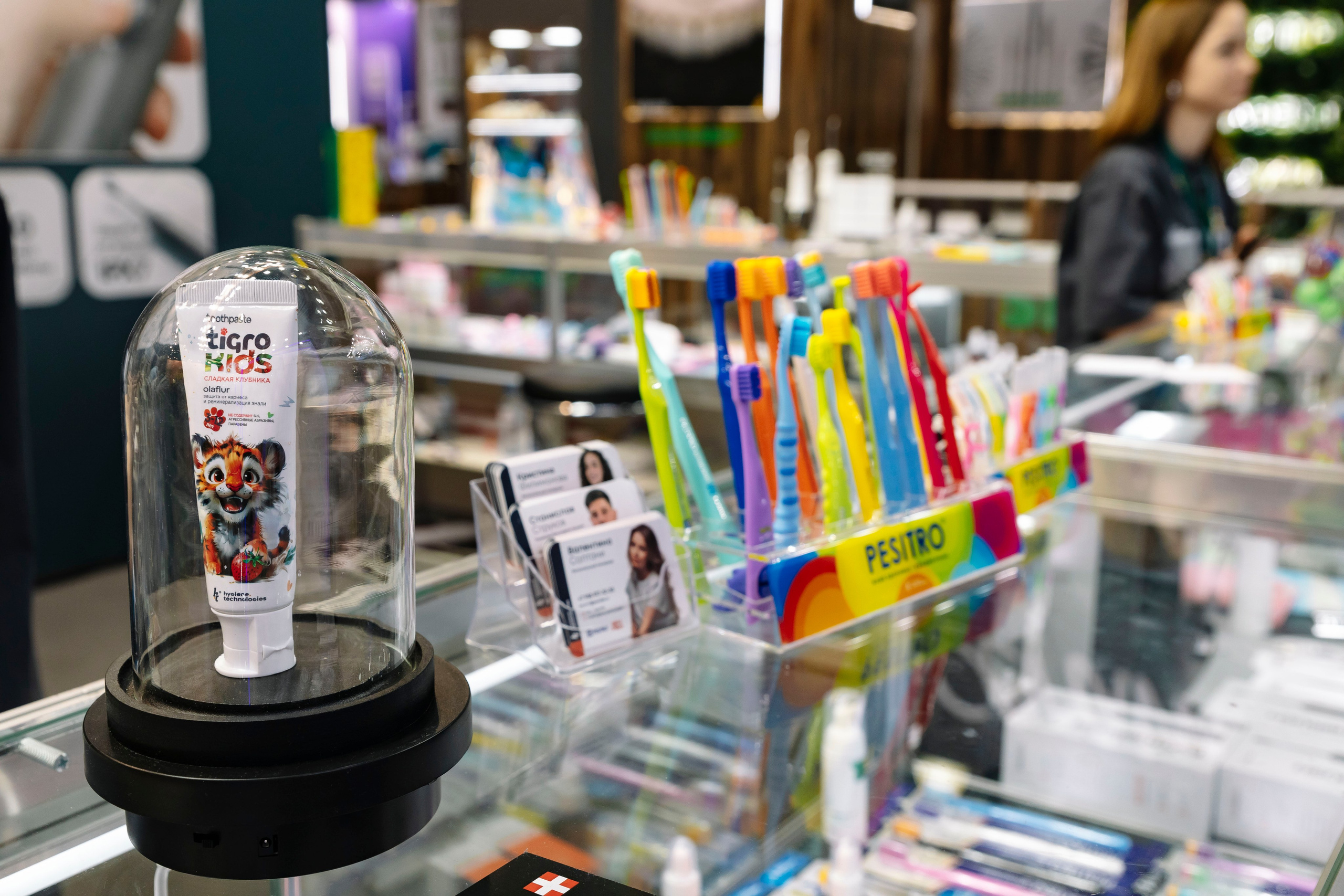 Стоматологическая выставка Dental Salon 2026. Профессиональный фотограф в Москве | Заказать фотосессию и съемку