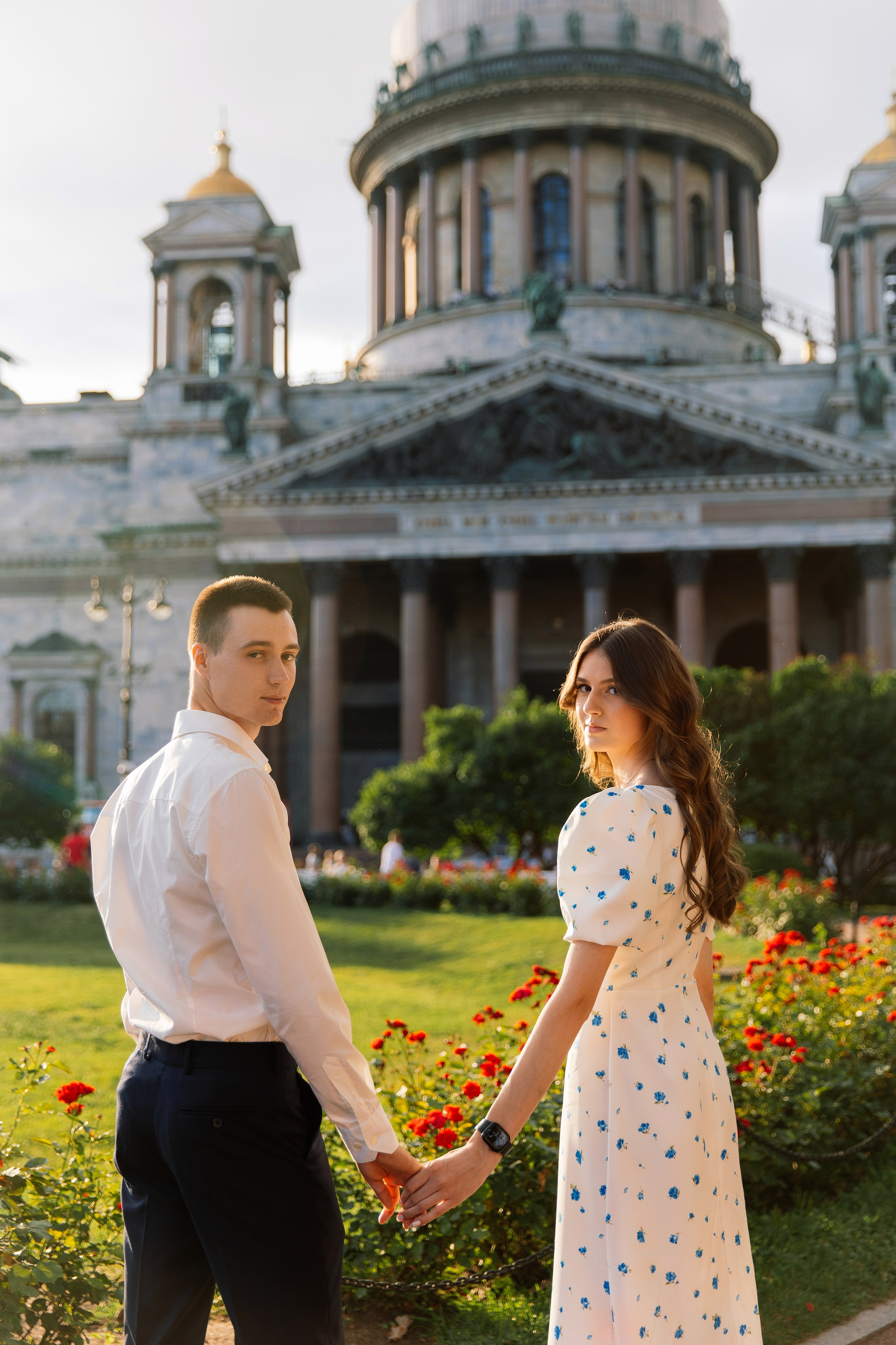 Исаакиевская пл., здание Зак.собрания. Семейный фотограф Толстикова Кристина