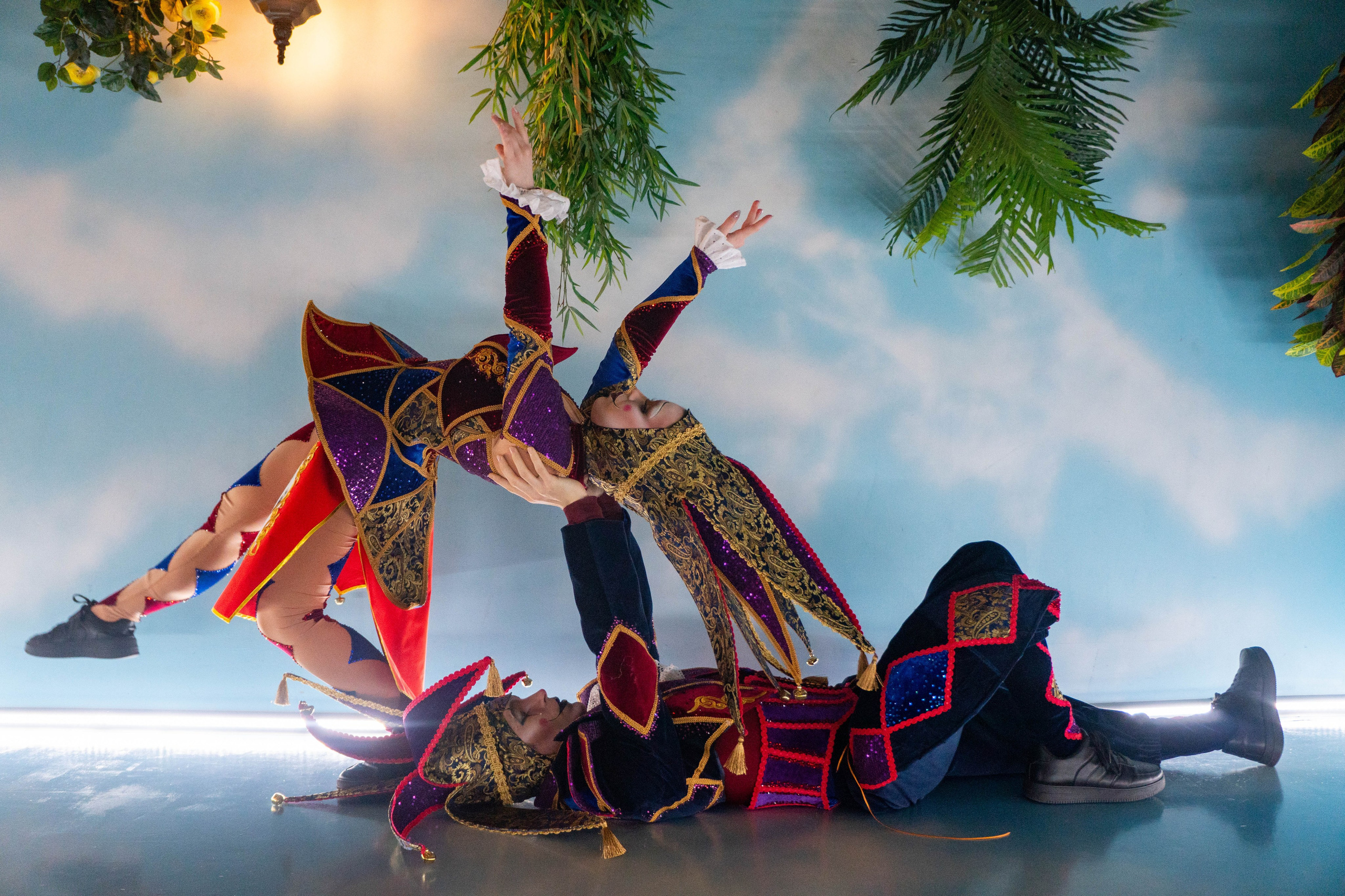 Circus. Фотограф / видеограф в Москве и Сочи Sofia Riversong