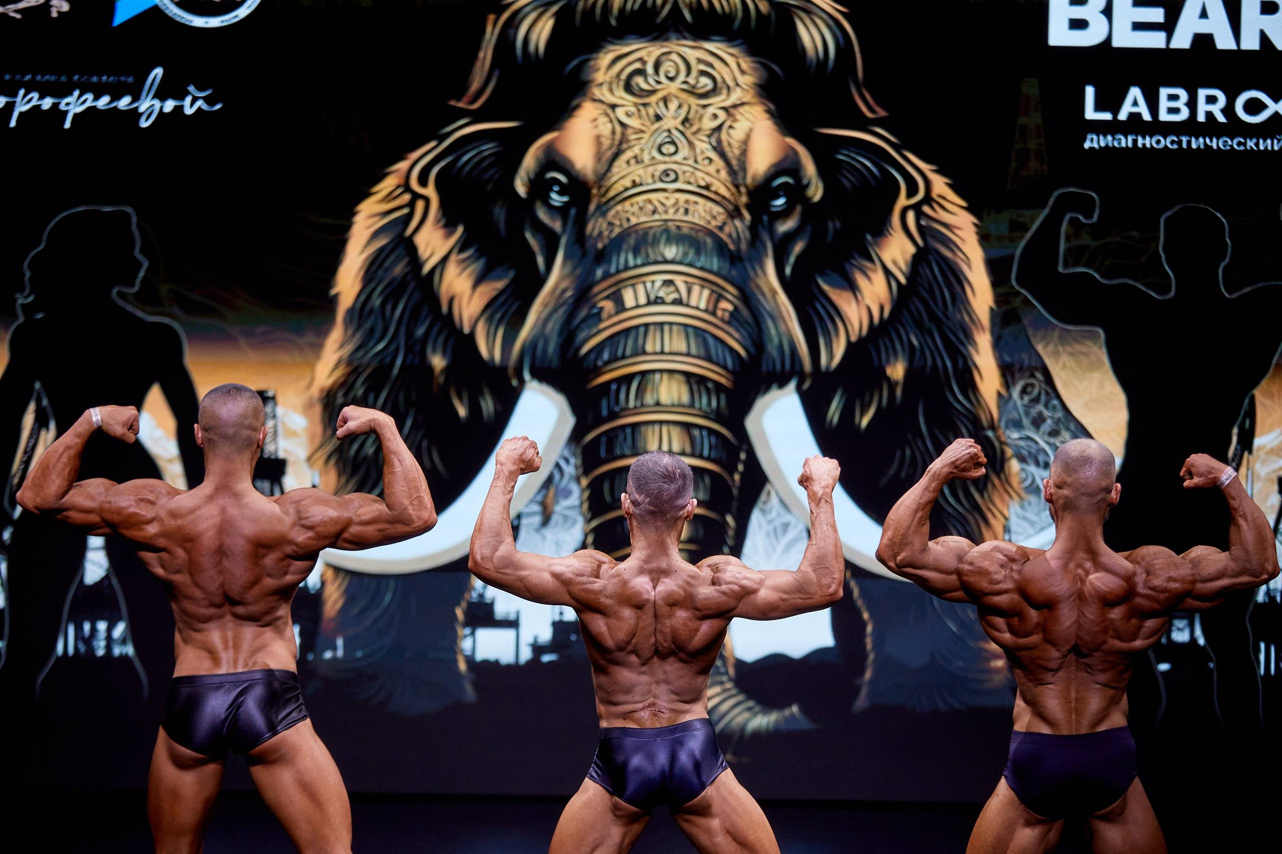 Репортажный фотограф Сургут. Свадебный фотограф в Сургуте Иванов Павел