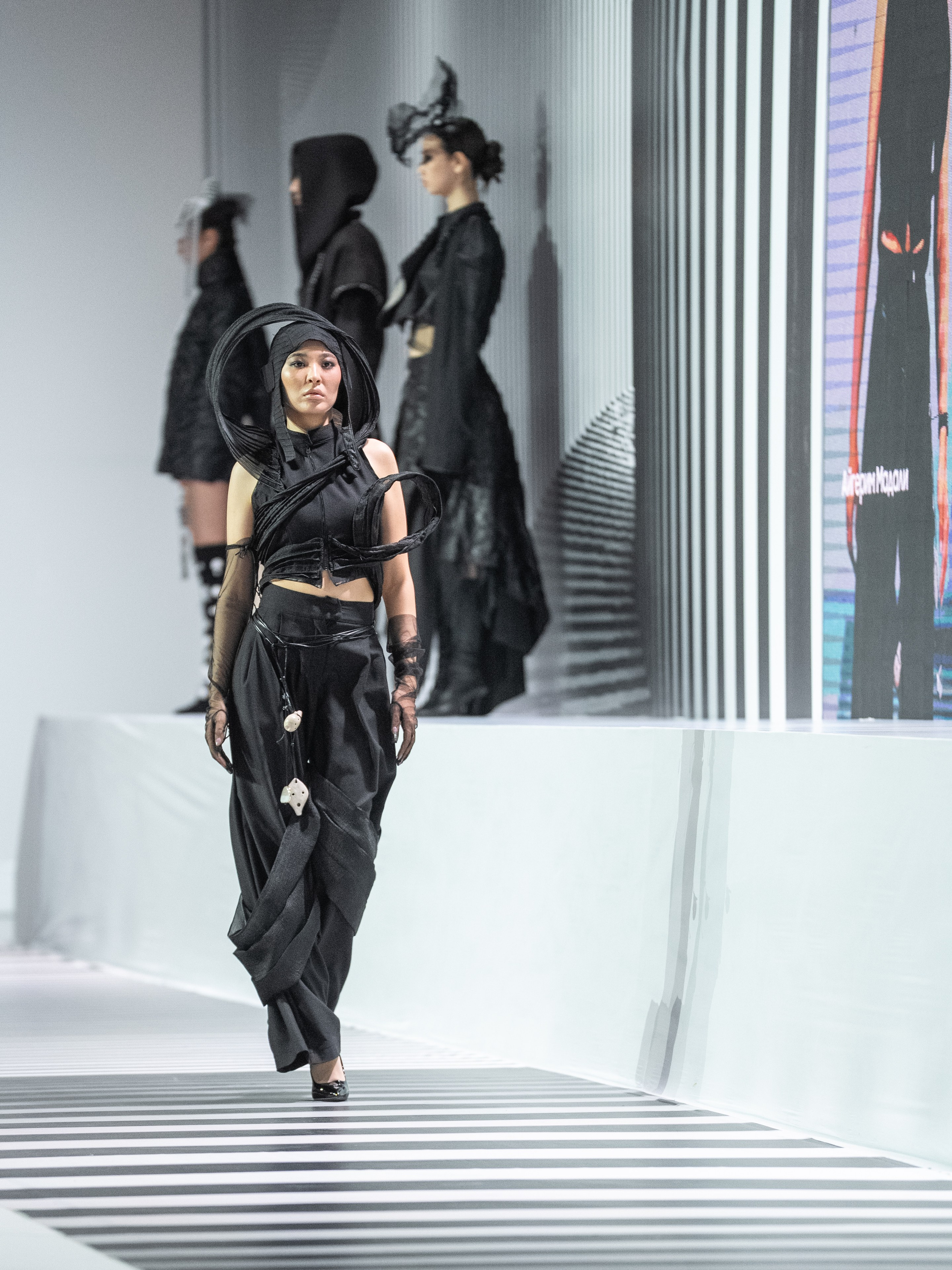 New Generation-OPEN WAY. Сайт Алматинского НЮ АРТ, будуар и фэшн фотографа Дениса Карпенко