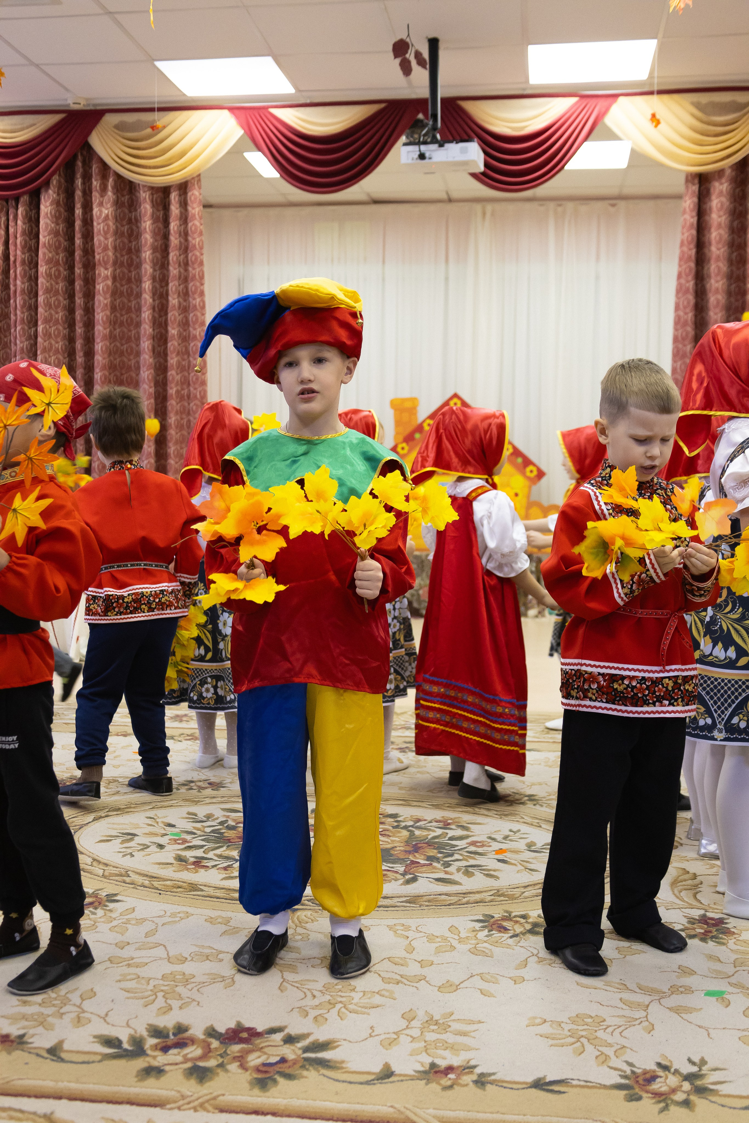 ПРАЗДНИКИ В ДЕТСКОМ САДУ. Елена Семейный фотограф Санкт-Петербург