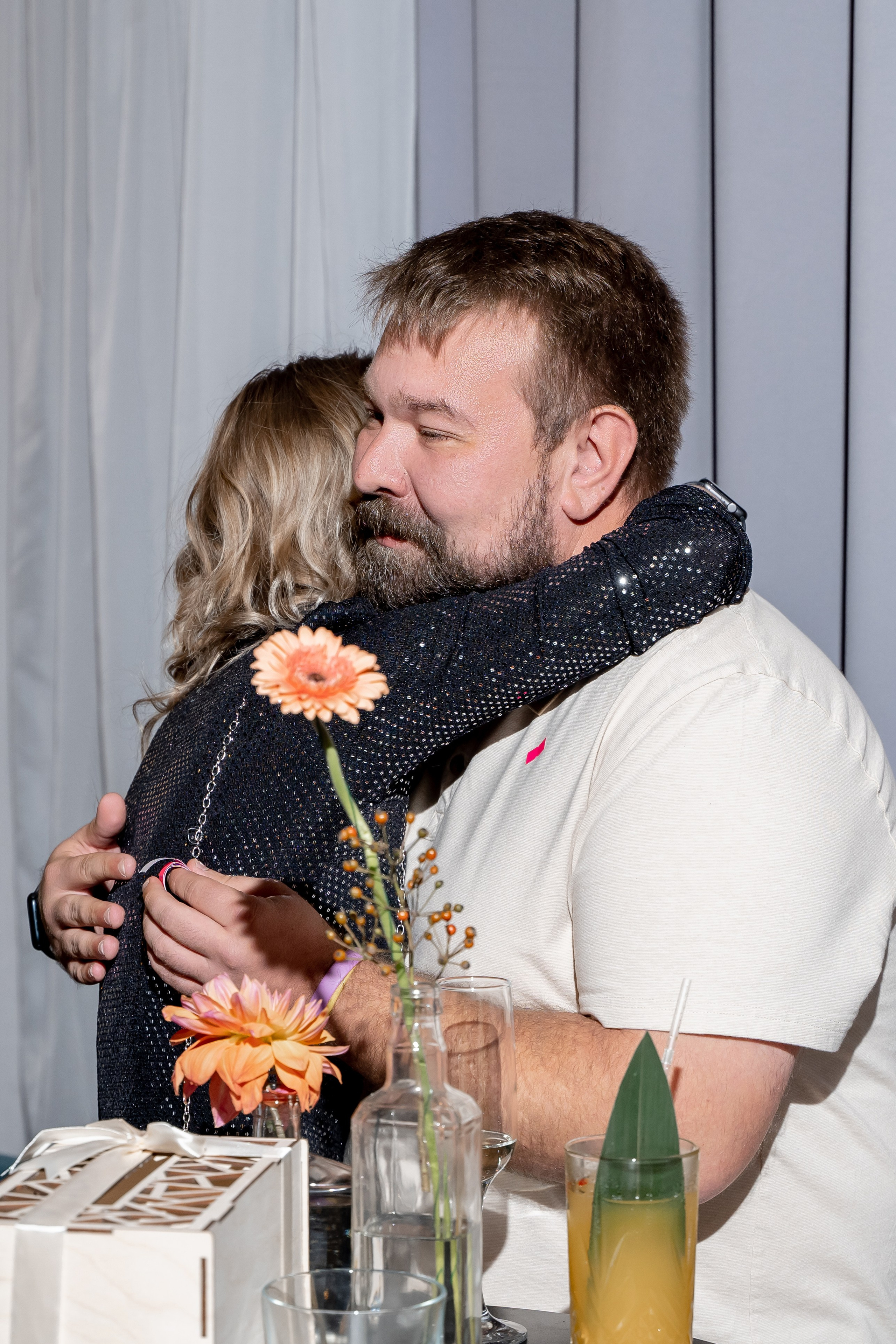 Репортаж мероприятия, репортажная съемка в Москве и Московской области, фотограф на мероприятие, фотосъемка юбилея, репортаж свадьбы, event, фотосессия на фотозоне, фотограф на юбилей, фотограф на день рождения, репортажный фотограф, съемка мероприятия, съемка на фотозоне, фотограф на корпоратив, фотограф на свадьбу, фотограф на детский праздник, фотограф на выпускной. Свадебный репортаж в лофте.