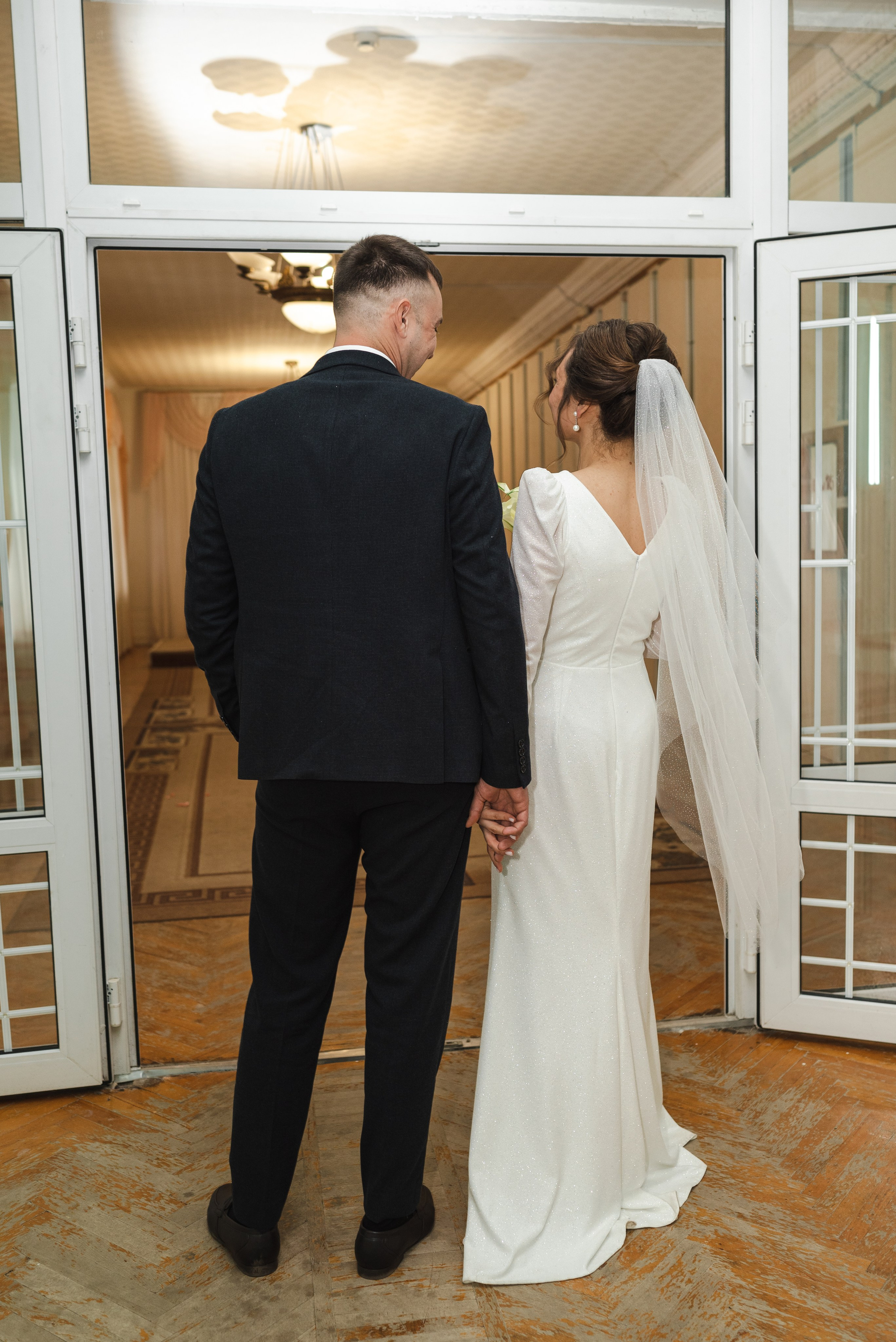 Свадебная фотосессия в Каменске-Шахтинском парке Лога. Фотограф в Каменске-Шахтинском Ольга Сагал