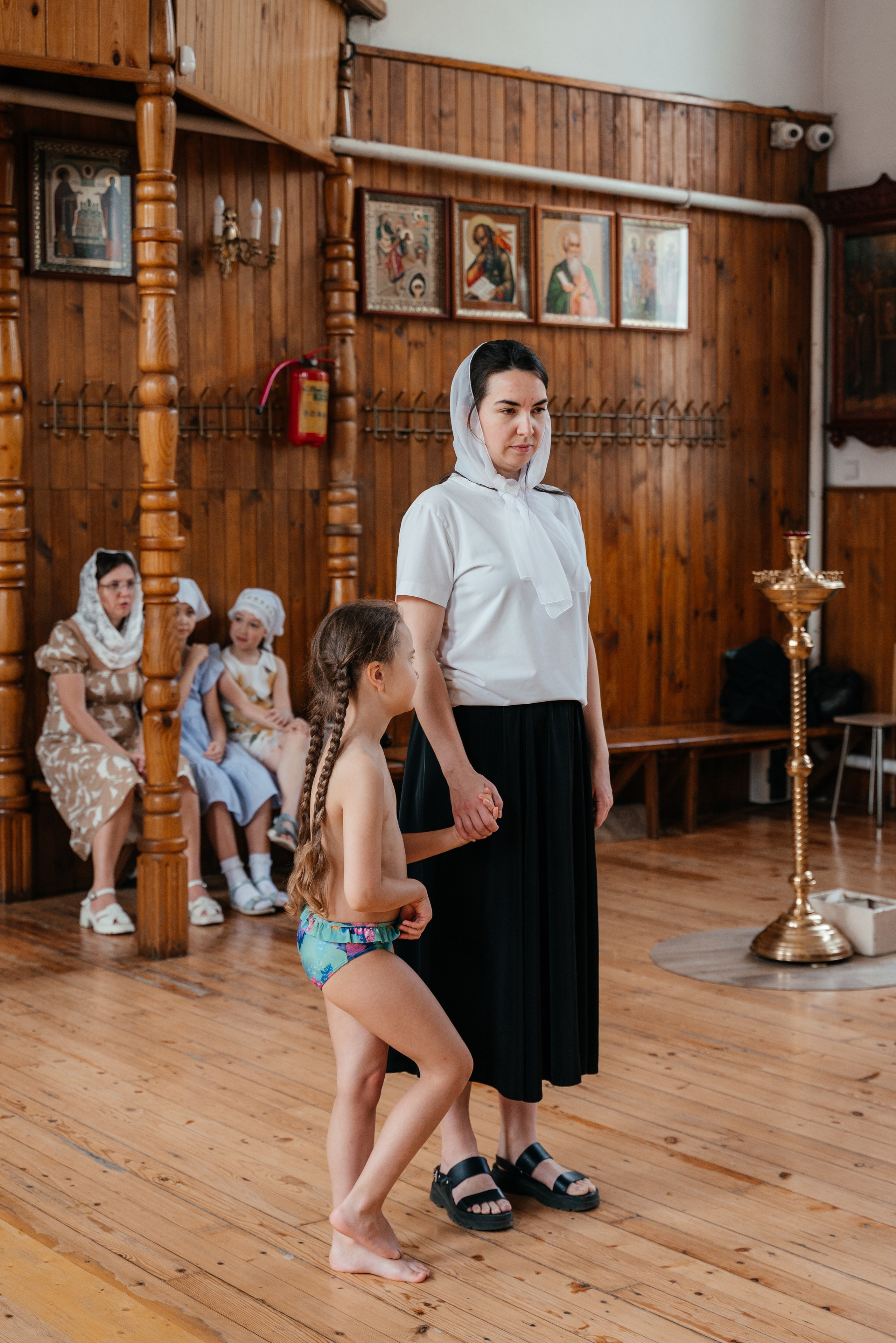 Крещение Киры. Храм Святителя Николая Чудотворца. Краснослободск. Свадебный и семейный фотограф в Волгограде Семисотнова Камилла