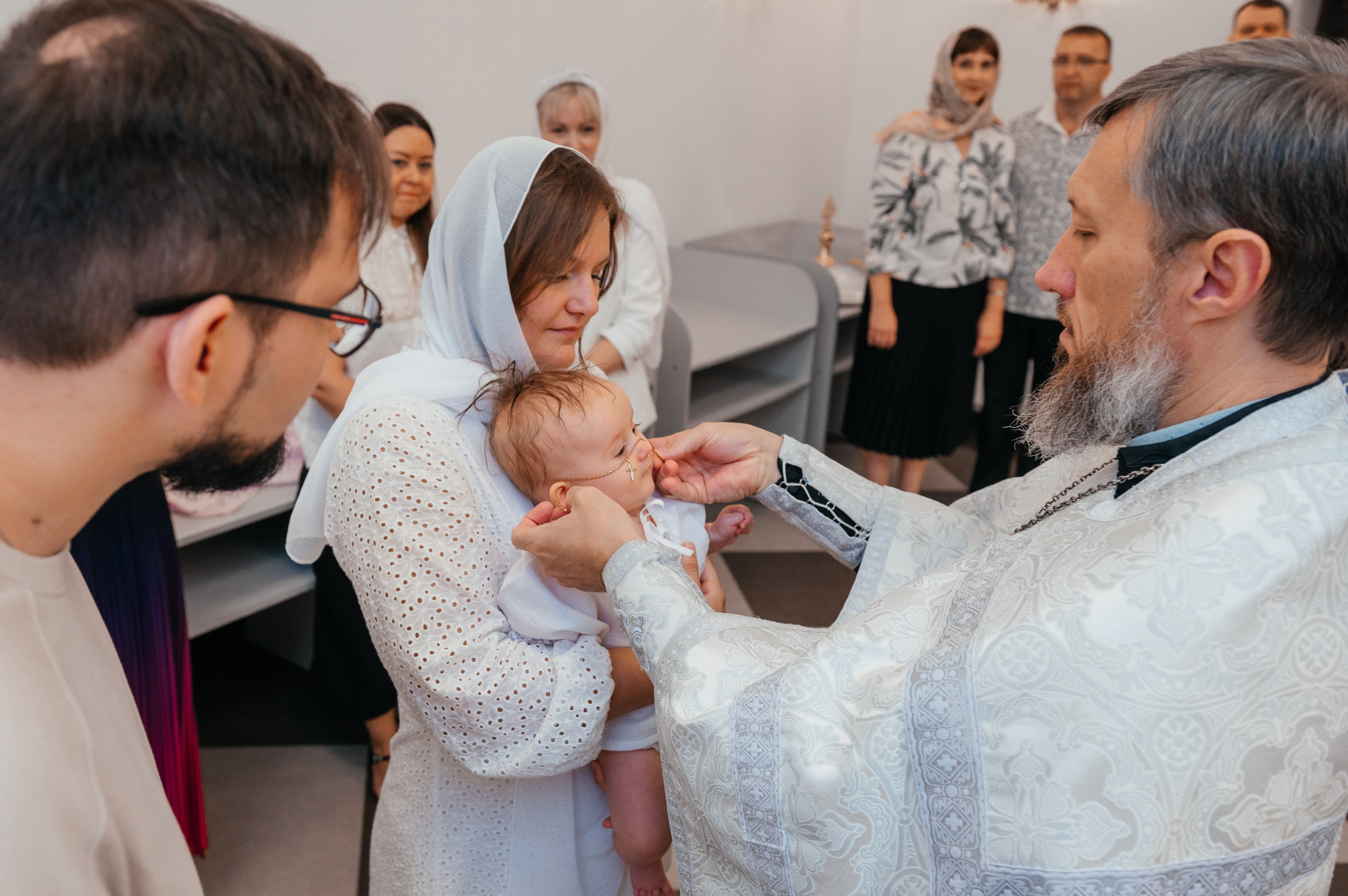 Крещение Ксении. Александро-Невский собор. Свадебный и семейный фотограф в Волгограде Семисотнова Камилла