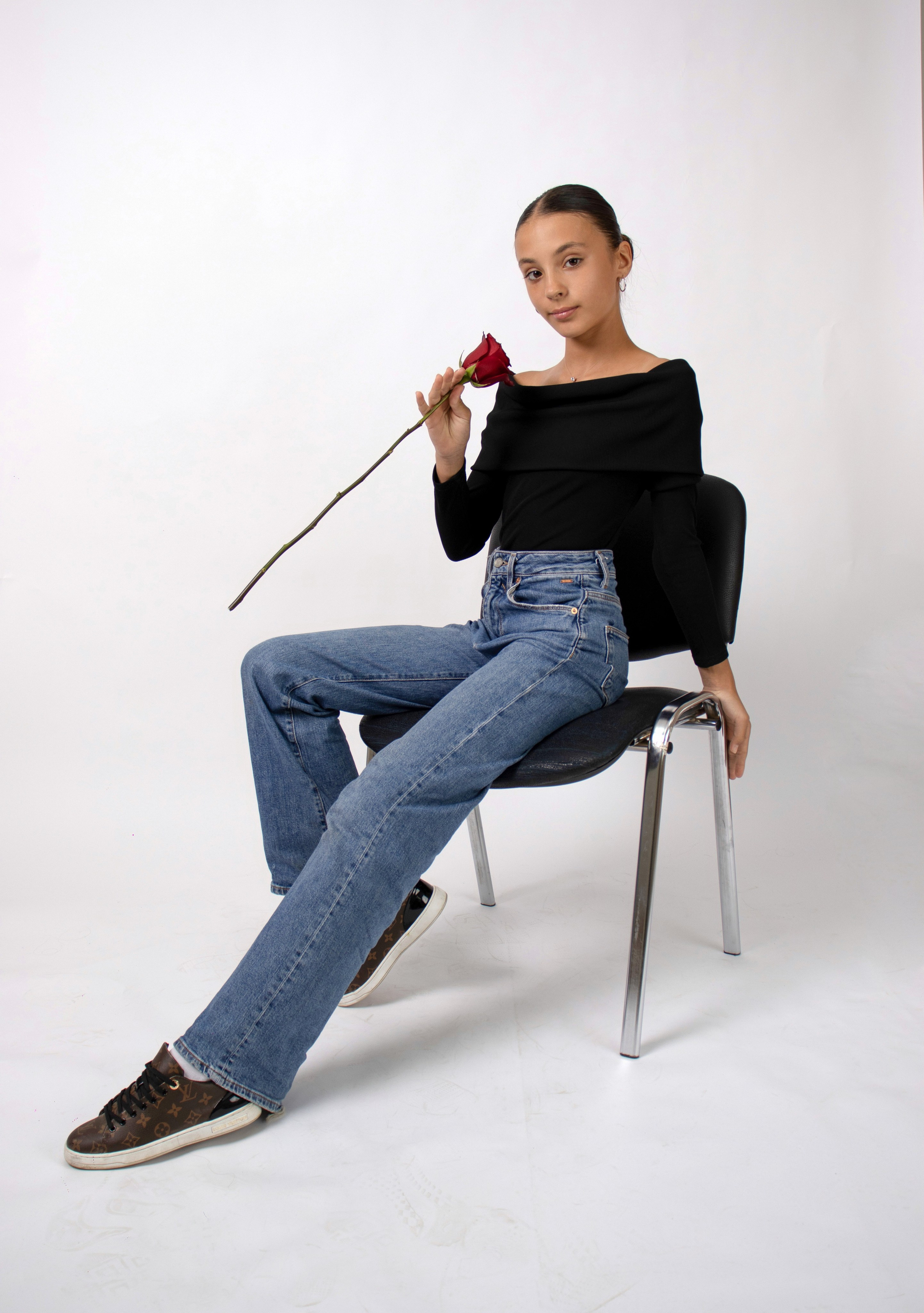 Студия 15.06.25. Семейный и детский фотограф в Южно-Сахалинске