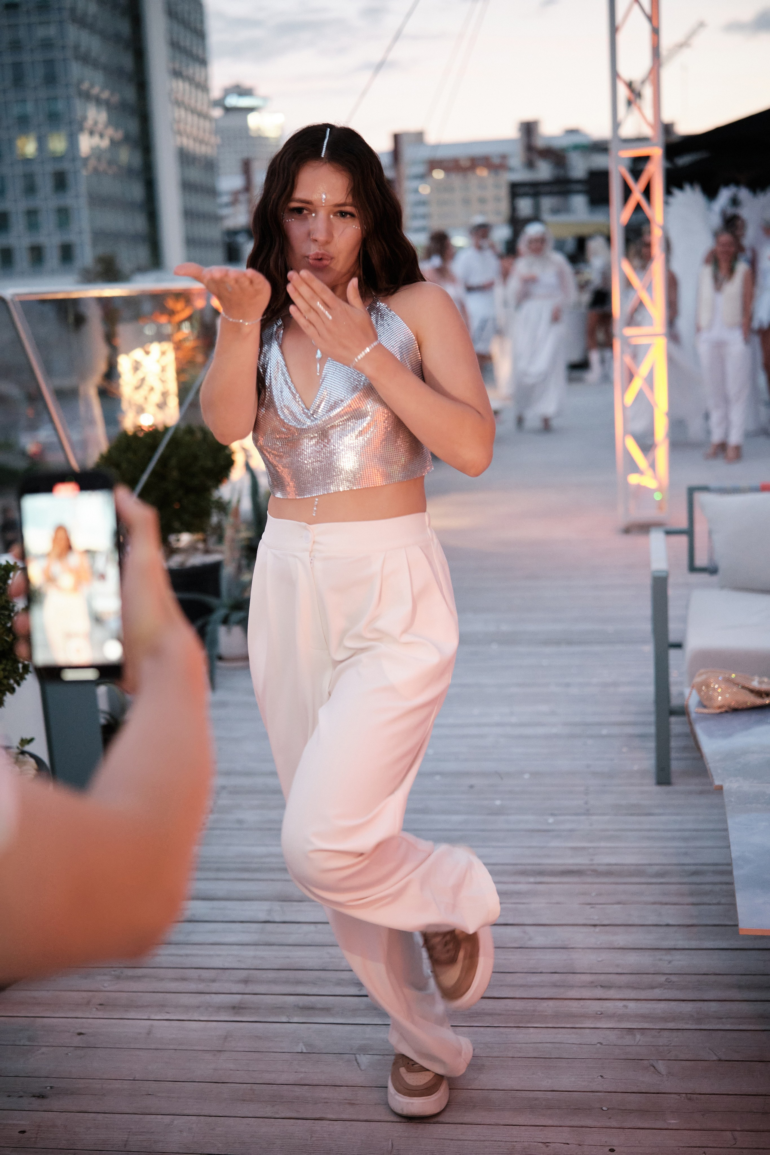 Burning Man на террасе White Point. Репортажный фотограф Дмитрий Литвинский. Минск, Беларусь, мир