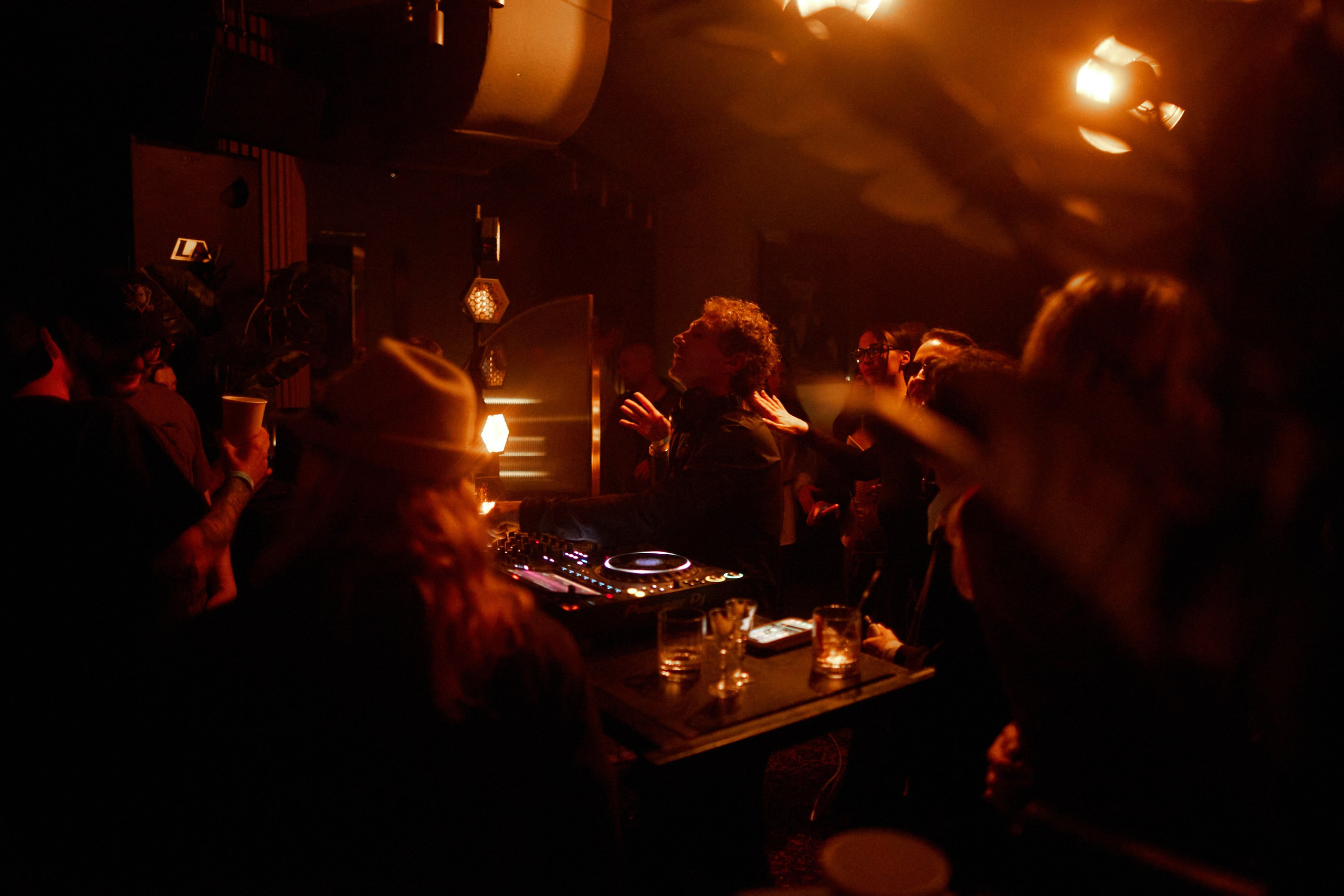 Dj Nils в Сочи. RetroChic Фото