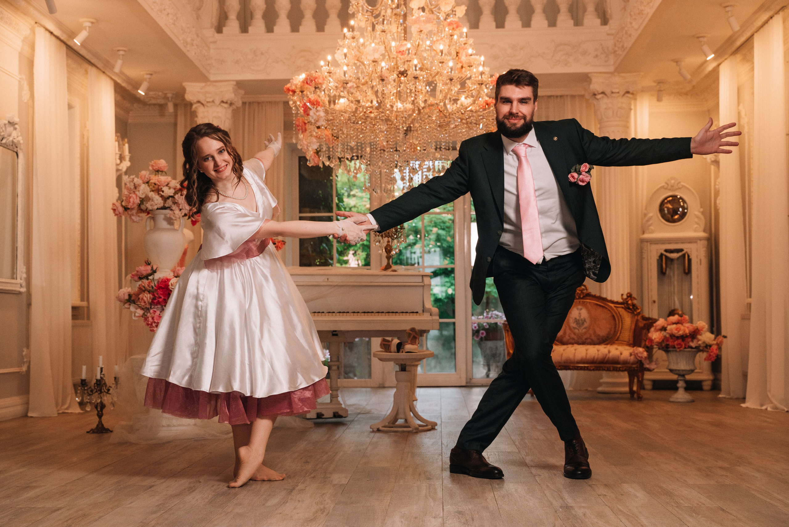 Свадебное портфолио. Дипломированный фотограф в Новосибирске. Фотографирую свадьбы, репортажи, индивидуальные фотосессии, lovestory(семейные)