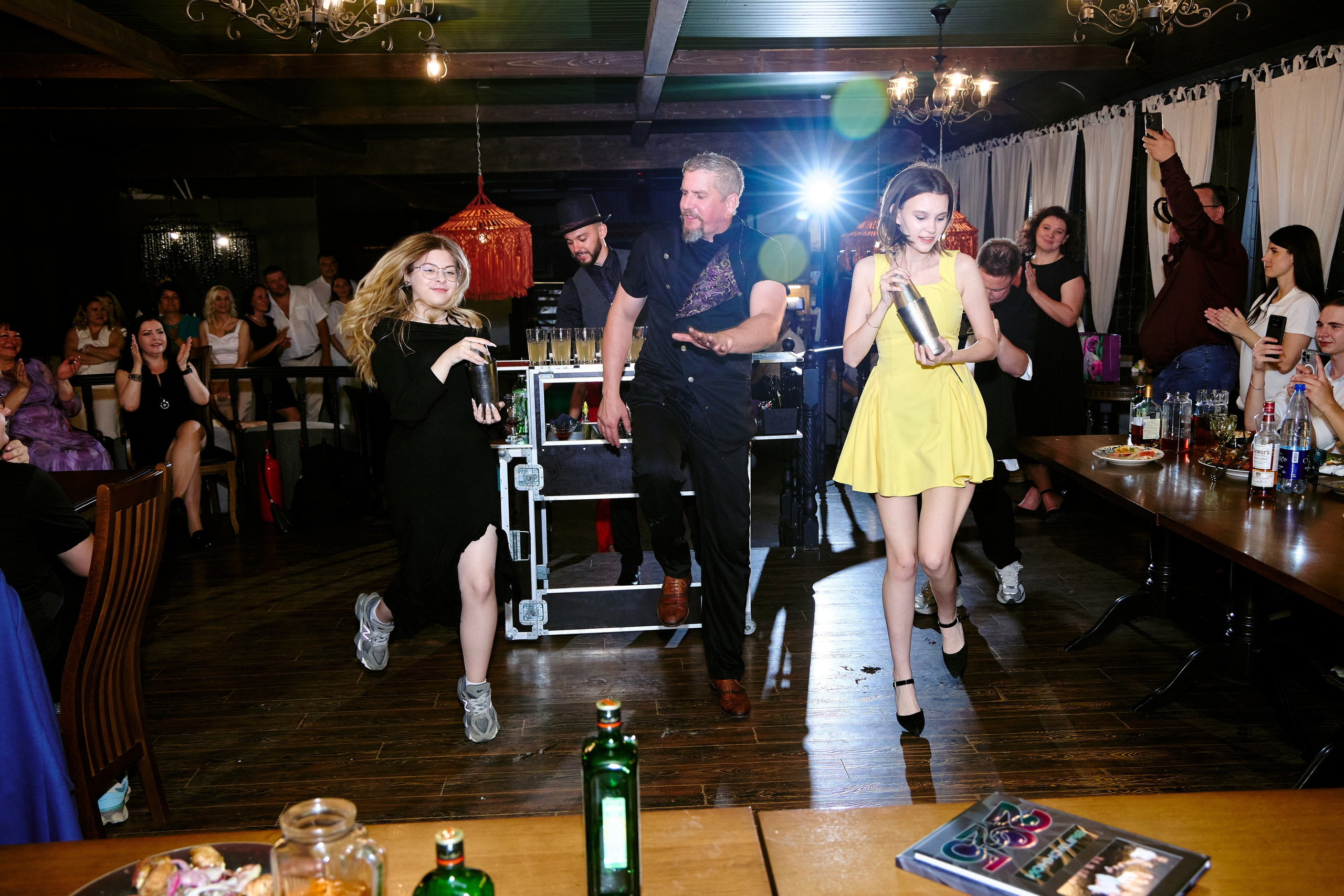 Выпускной 35 Сош. Фотограф Выпускные альбомы Таганрог Сергей Коробченко